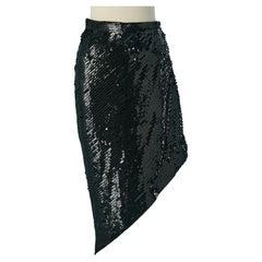 Gonna asimmetrica in paillettes nere Krizia