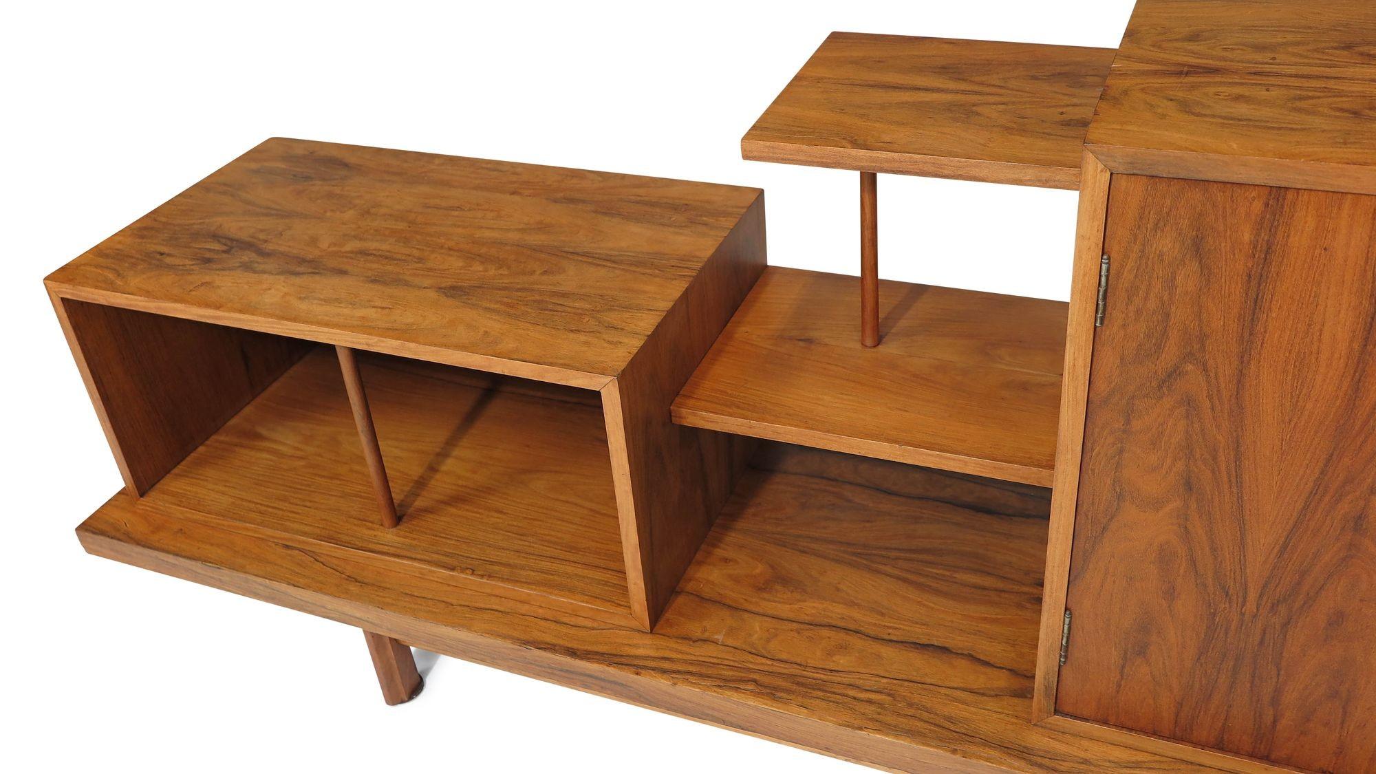 20th Century Asymmetrical Brazilian Modern Cabinet Attributed to Giuseppe Scapinelli For Sale