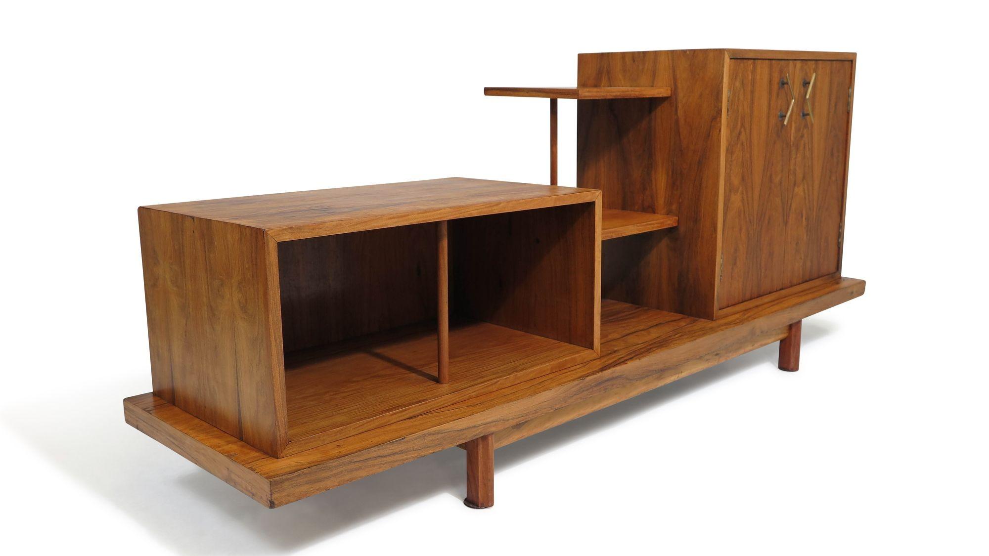 Asymmetrical Brazilian Modern Cabinet Attributed to Giuseppe Scapinelli For Sale 1