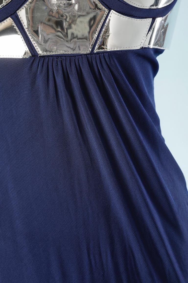 Vestido de cóctel asimétrico de jersey azul marino y sujetador de PVC plateado Versace VJC en Bueno estado para la venta en Saint-Ouen-Sur-Seine, FR