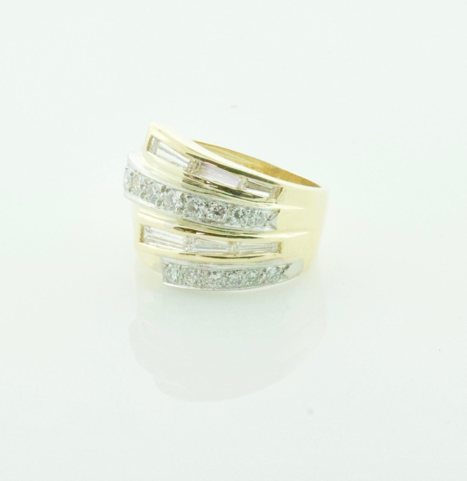 Asymmetrical Diamond Yellow Gold Ring, Circa 1960's In Excellent Condition For Sale In Wailea, HI