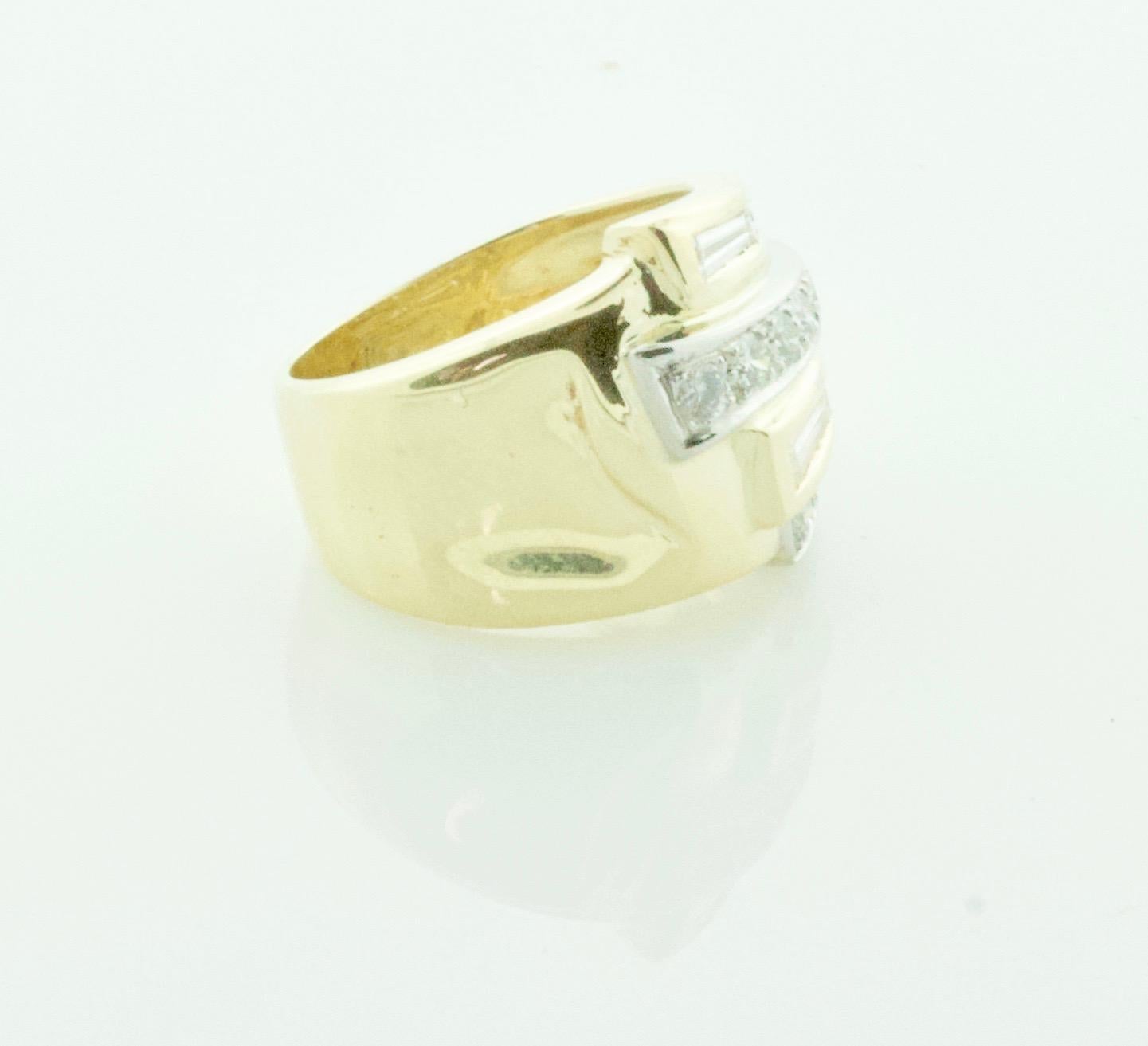 Women's or Men's Asymmetrical Diamond Yellow Gold Ring, Circa 1960's For Sale