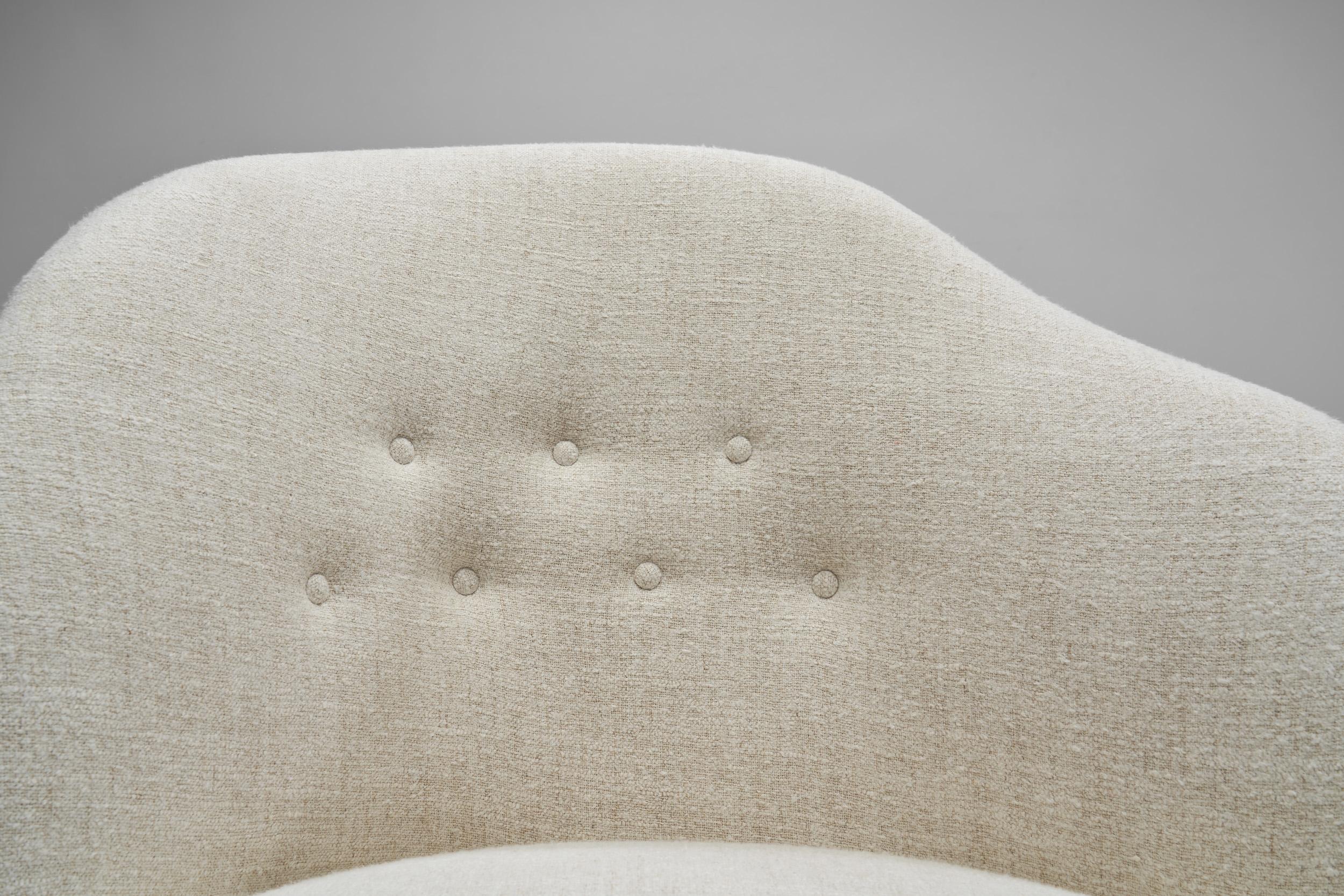 Asymmetrical Fluid Shape European Lounge Chair, Europe 1950s For Sale 4