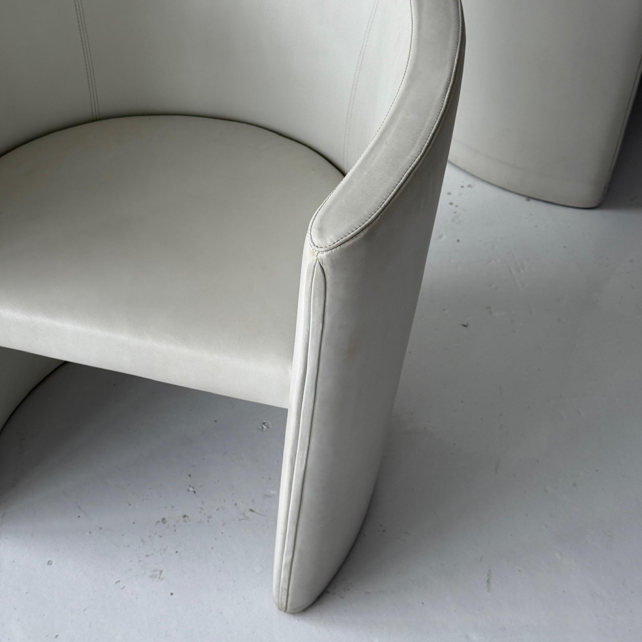 Asymmetrischer Clubsessel aus Leder von Wittman (Österreichisch) im Angebot
