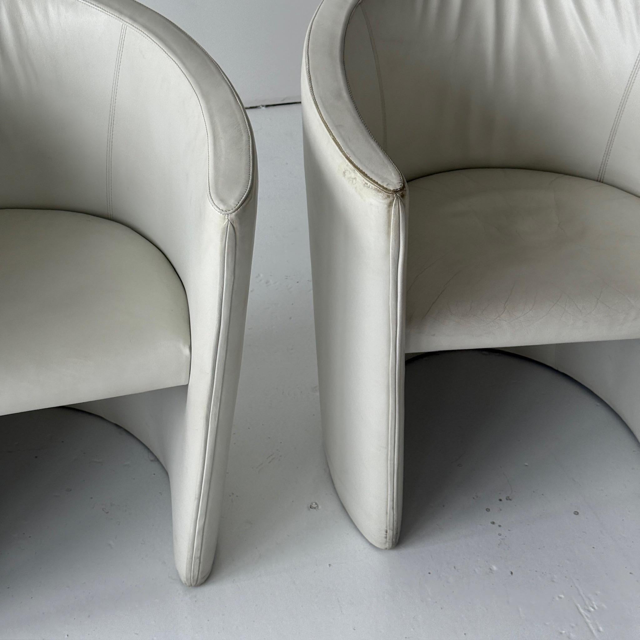 Asymmetrischer Clubsessel aus Leder von Wittman im Angebot 1