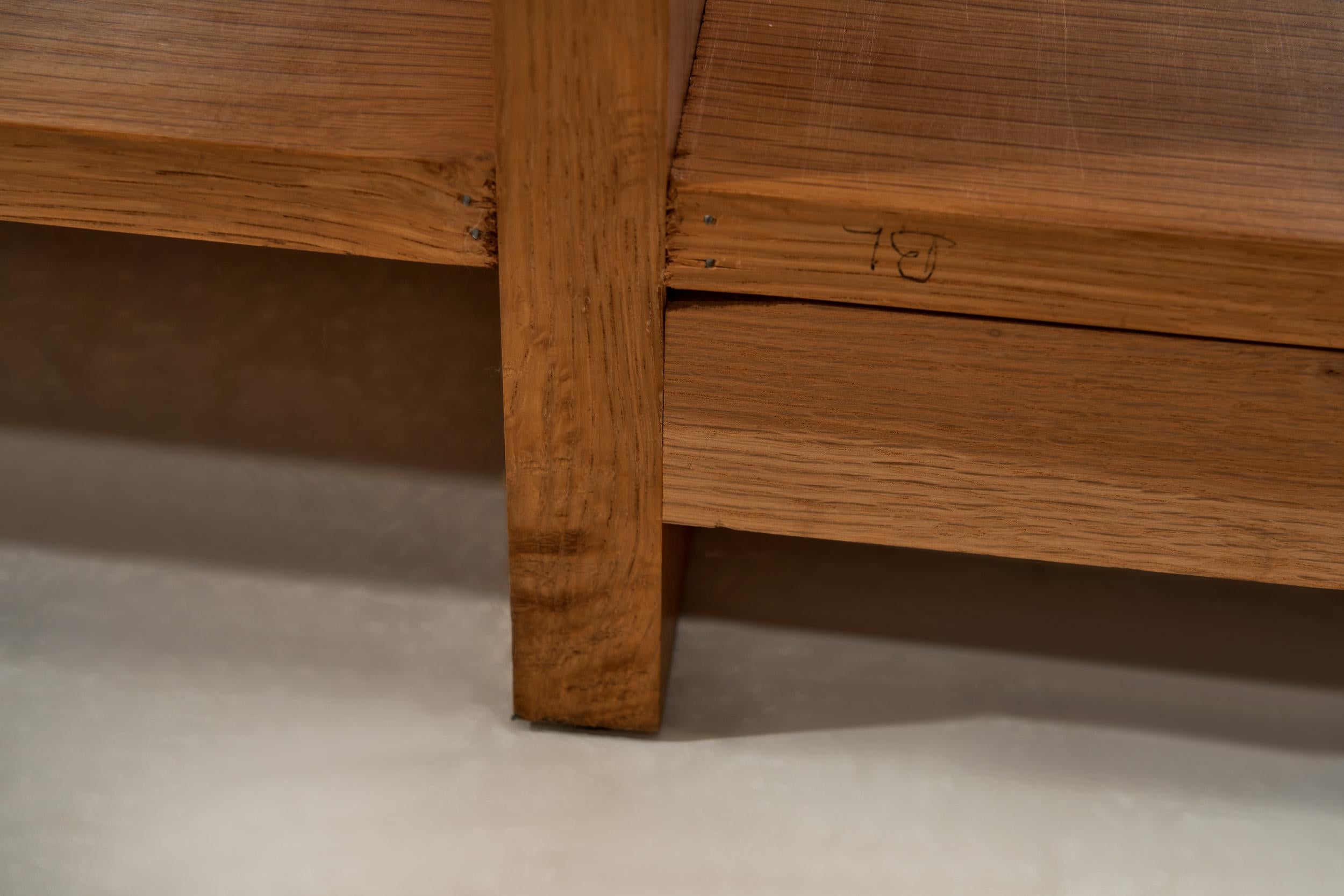 Libreria asimmetrica in Oak, Paesi Bassi, anni '70 in vendita 10