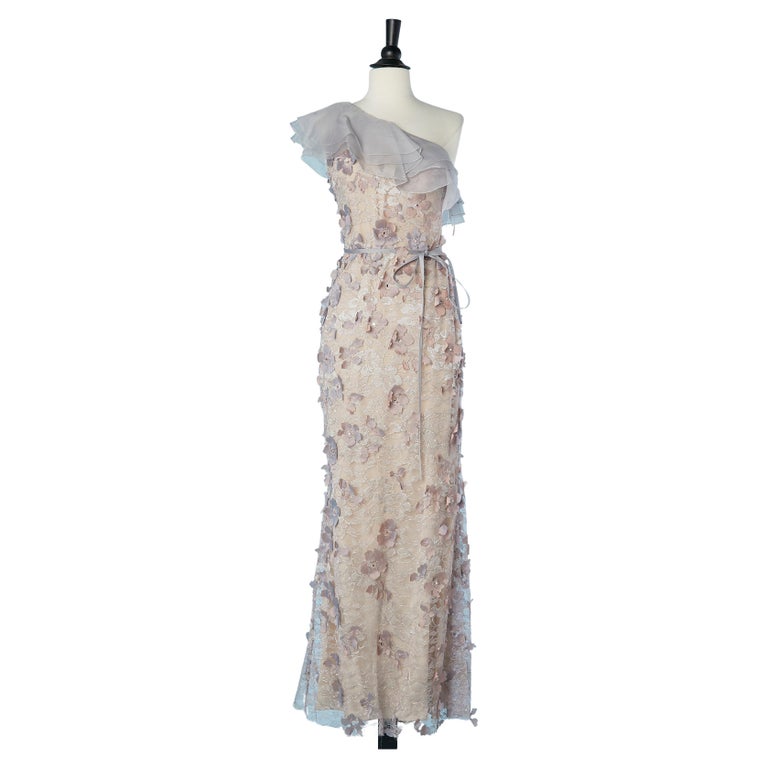 Asymmetrical pastel evening dress with flowers appliqué on lace Lorena
