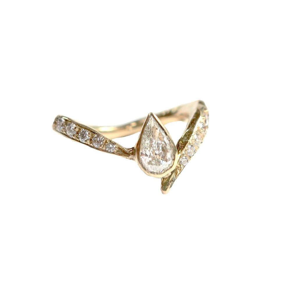 Artisan Asymmetrical Pear Diamond Ring in 18 Karat Yellow Gold For Sale