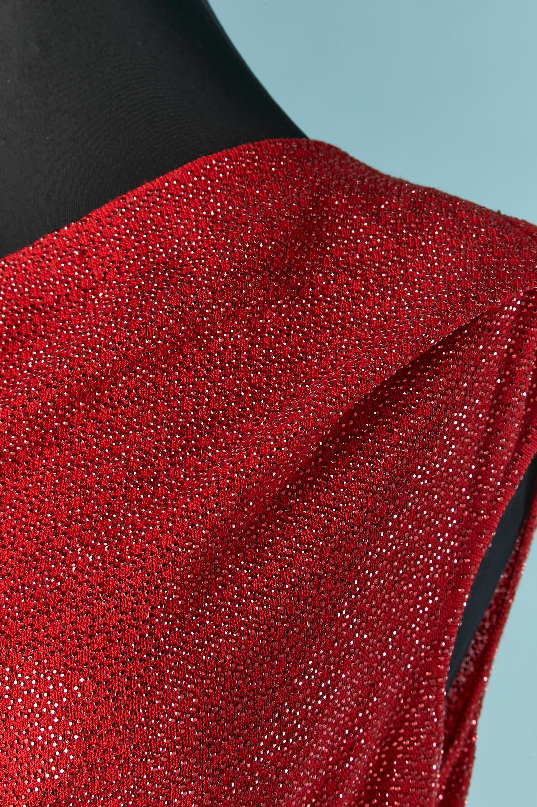 Asymmetrisches rotes Abendkleid mit Mini-metallic-roten Nieten Sont John Abendkleid (Rot) im Angebot