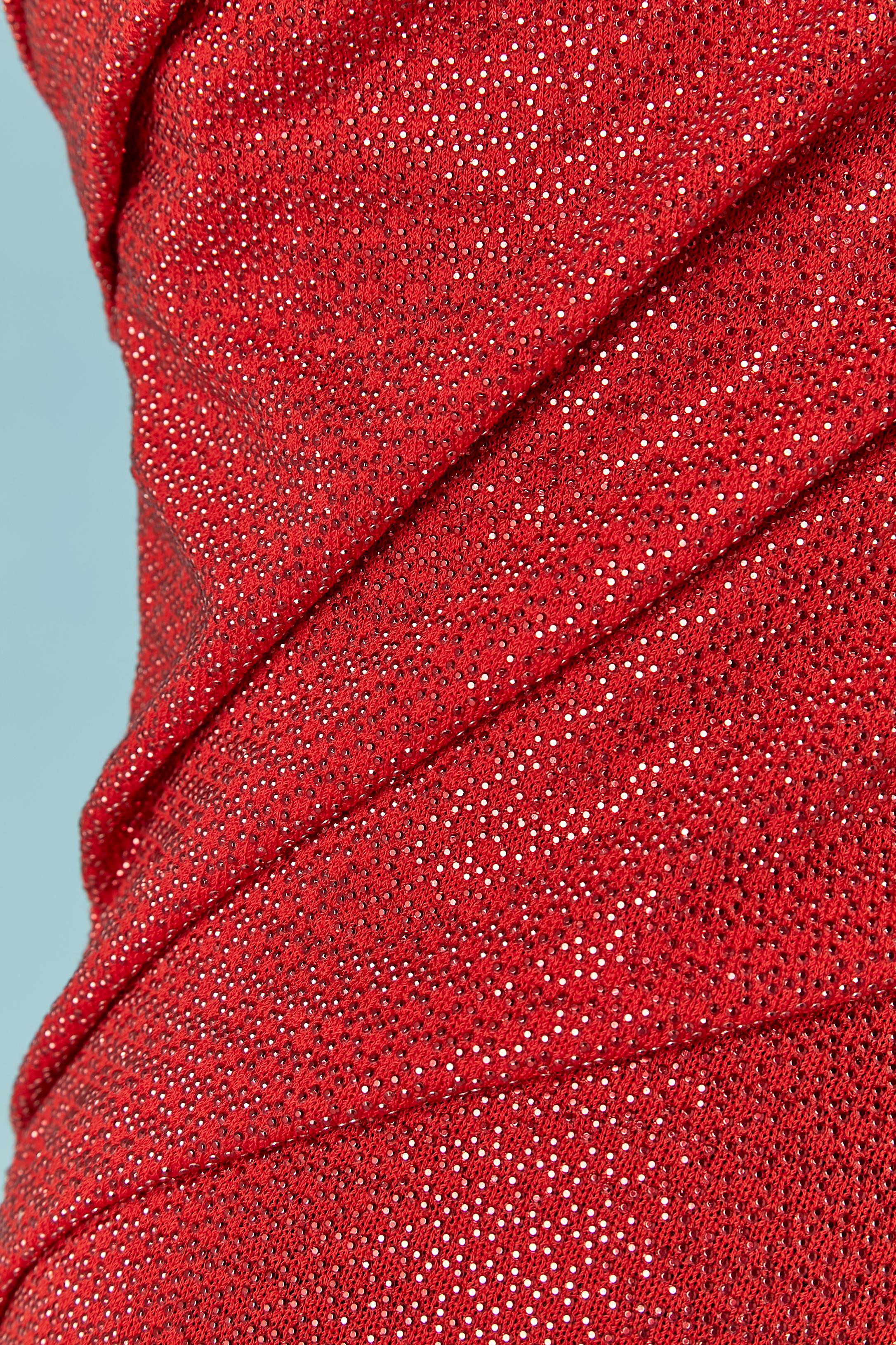 Asymmetrisches rotes Abendkleid mit Mini-metallic-roten Nieten Sont John Abendkleid im Zustand „Hervorragend“ im Angebot in Saint-Ouen-Sur-Seine, FR