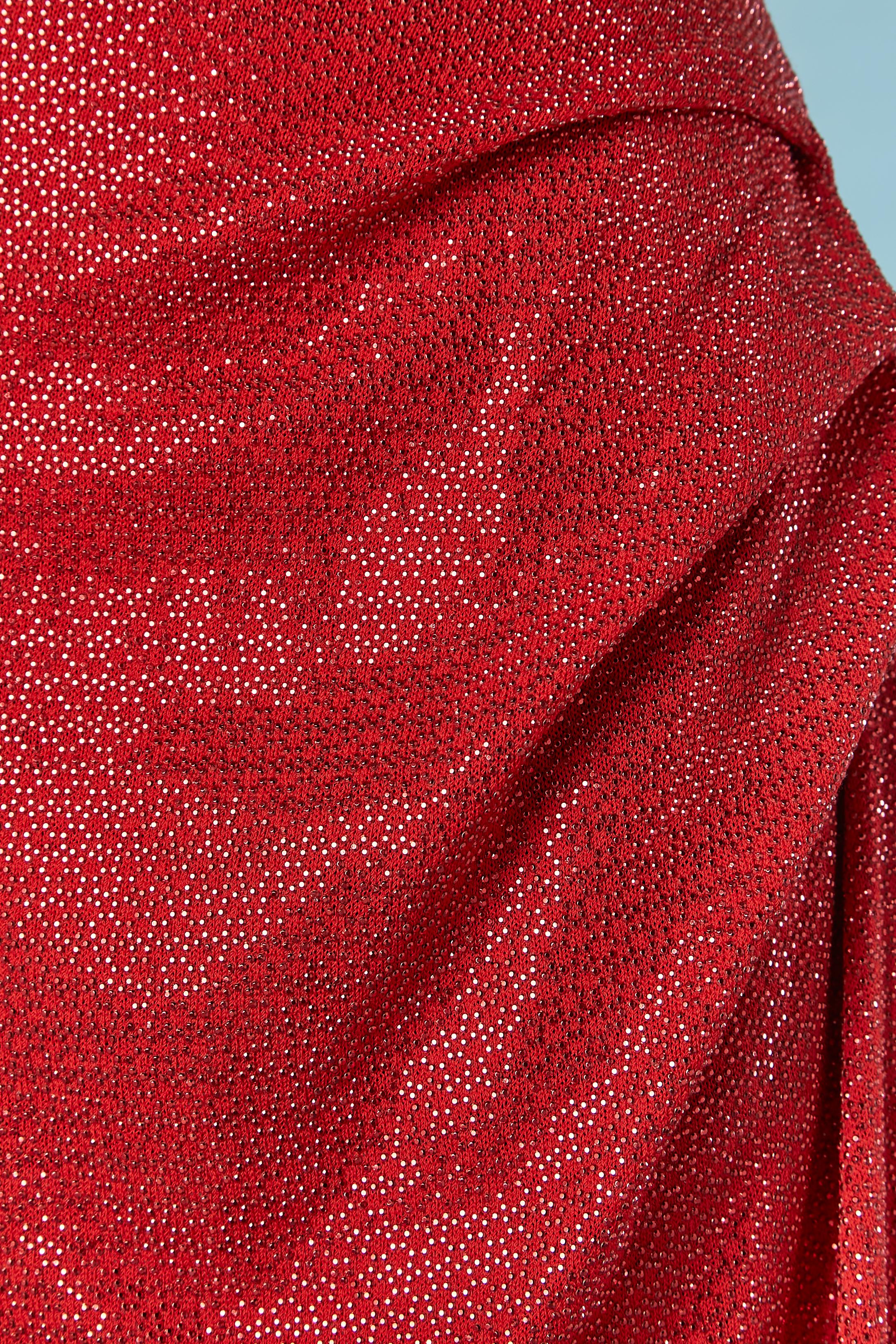 Asymmetrisches rotes Abendkleid mit Mini-metallic-roten Nieten Sont John Abendkleid Damen im Angebot