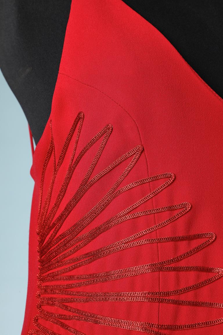 Soie asymétrique  Robe de soirée rouge avec rubans appliqués Gia Mattiolo Couture  en vente 1