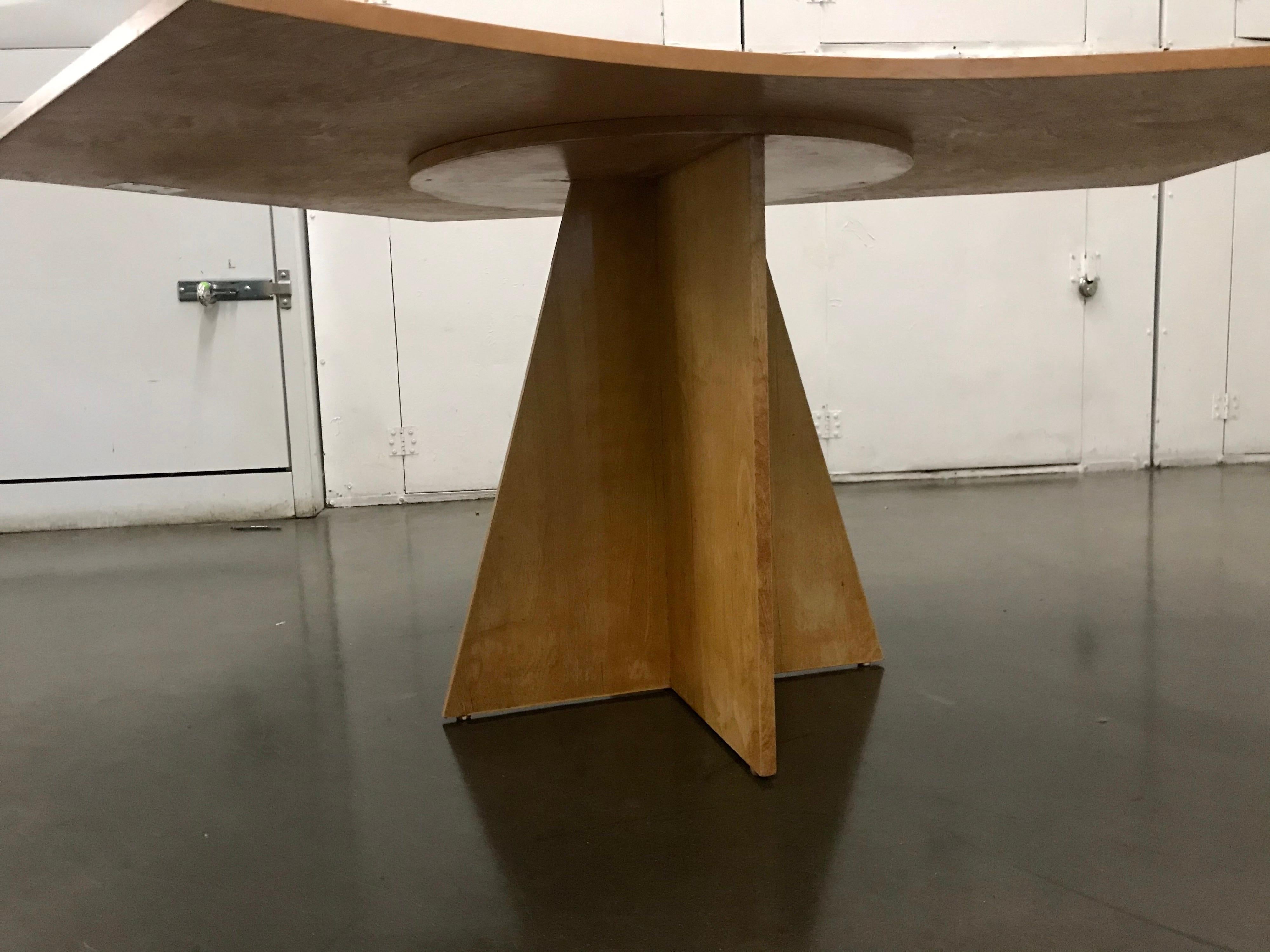 Modern Occasional Table + Four Stools Di Vincente For Sale 9