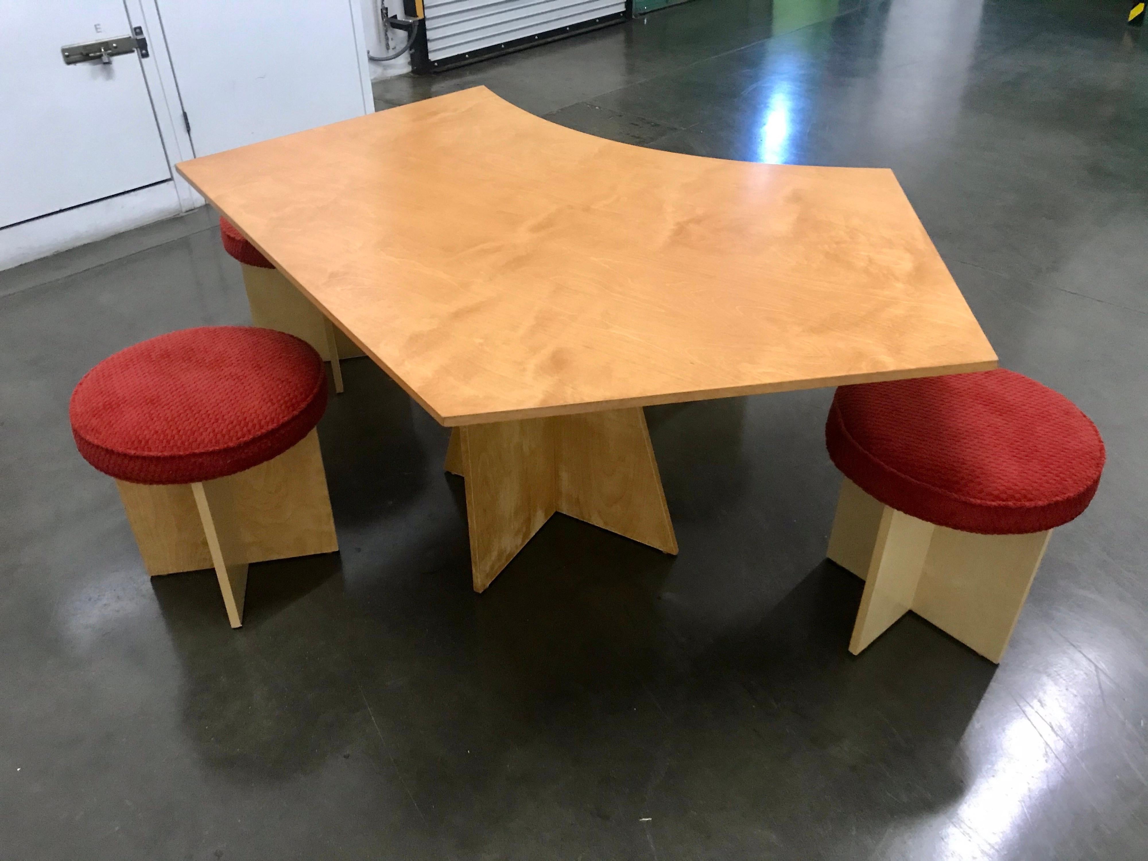 Wood Modern Occasional Table + Four Stools Di Vincente For Sale