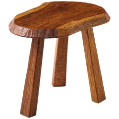 Tabouret asymétrique en noyer, France 1950