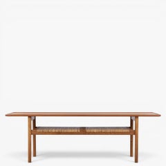 AT 10 - Couchtisch aus Teakholz von Hans J. Wegner