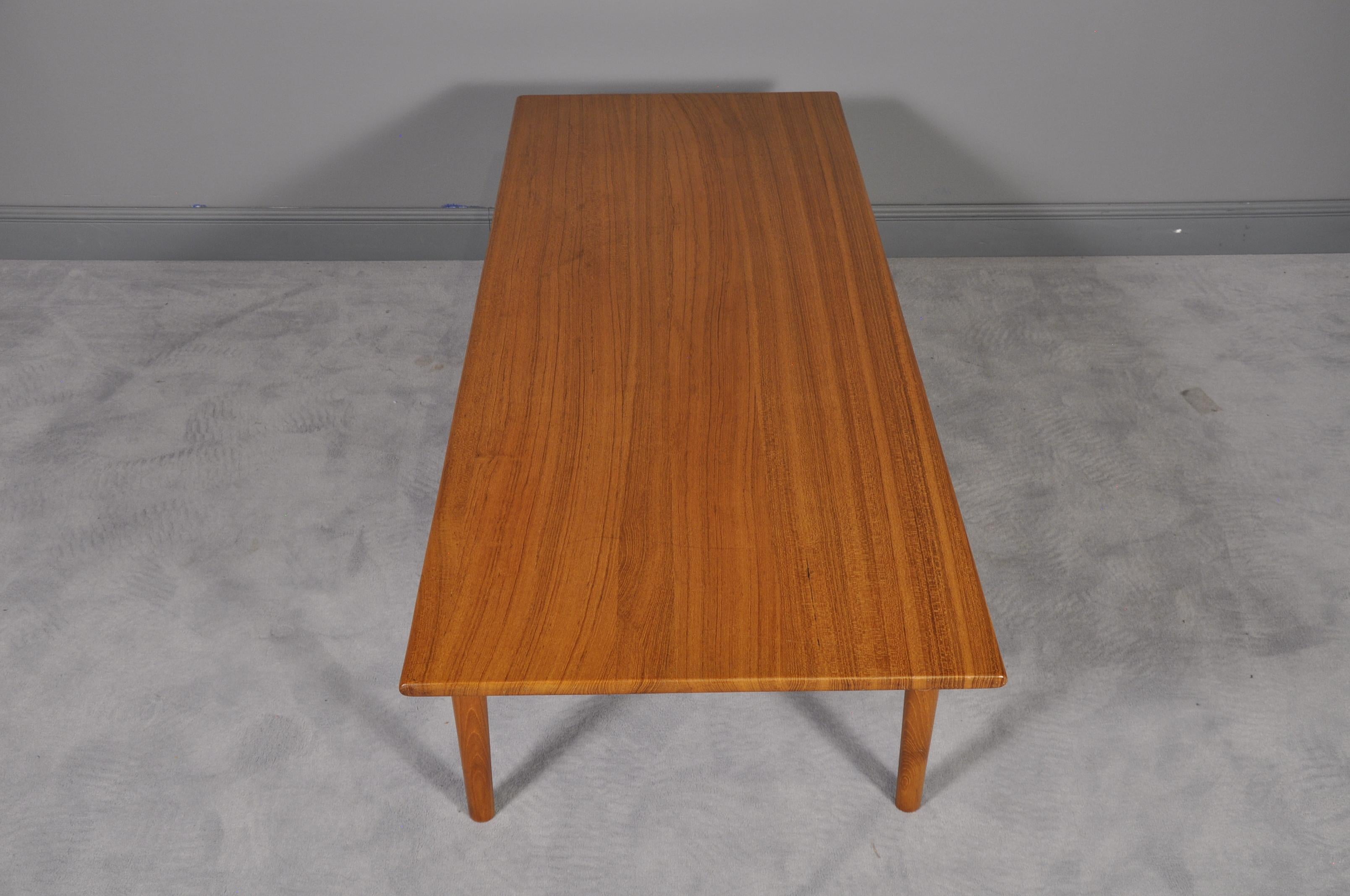 Scandinavian Modern AT-15 Coffee Table by Hans J. Wegner for Andreas Tuck, 1960s For Sale