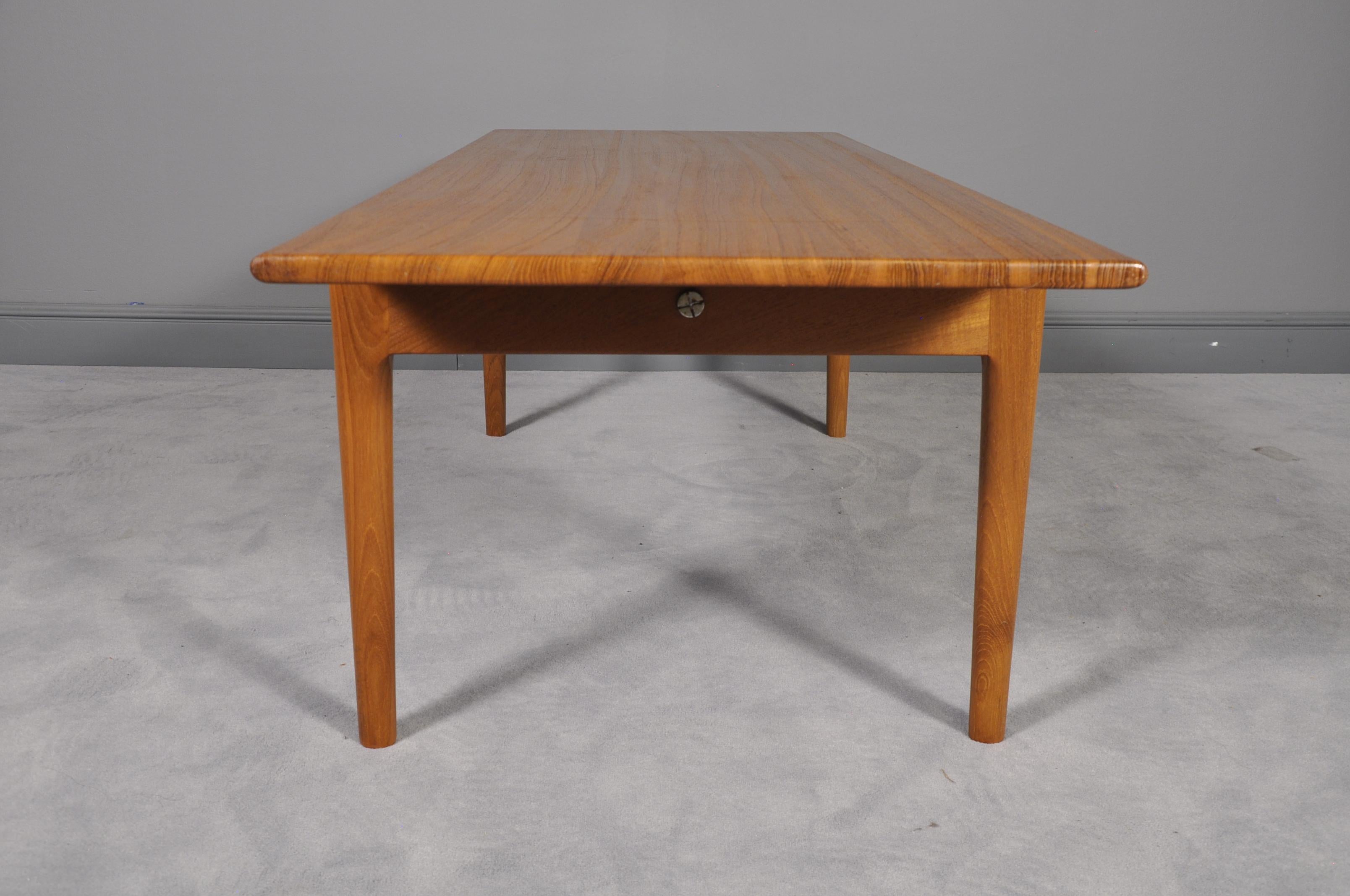 Danish AT-15 Coffee Table by Hans J. Wegner for Andreas Tuck, 1960s For Sale