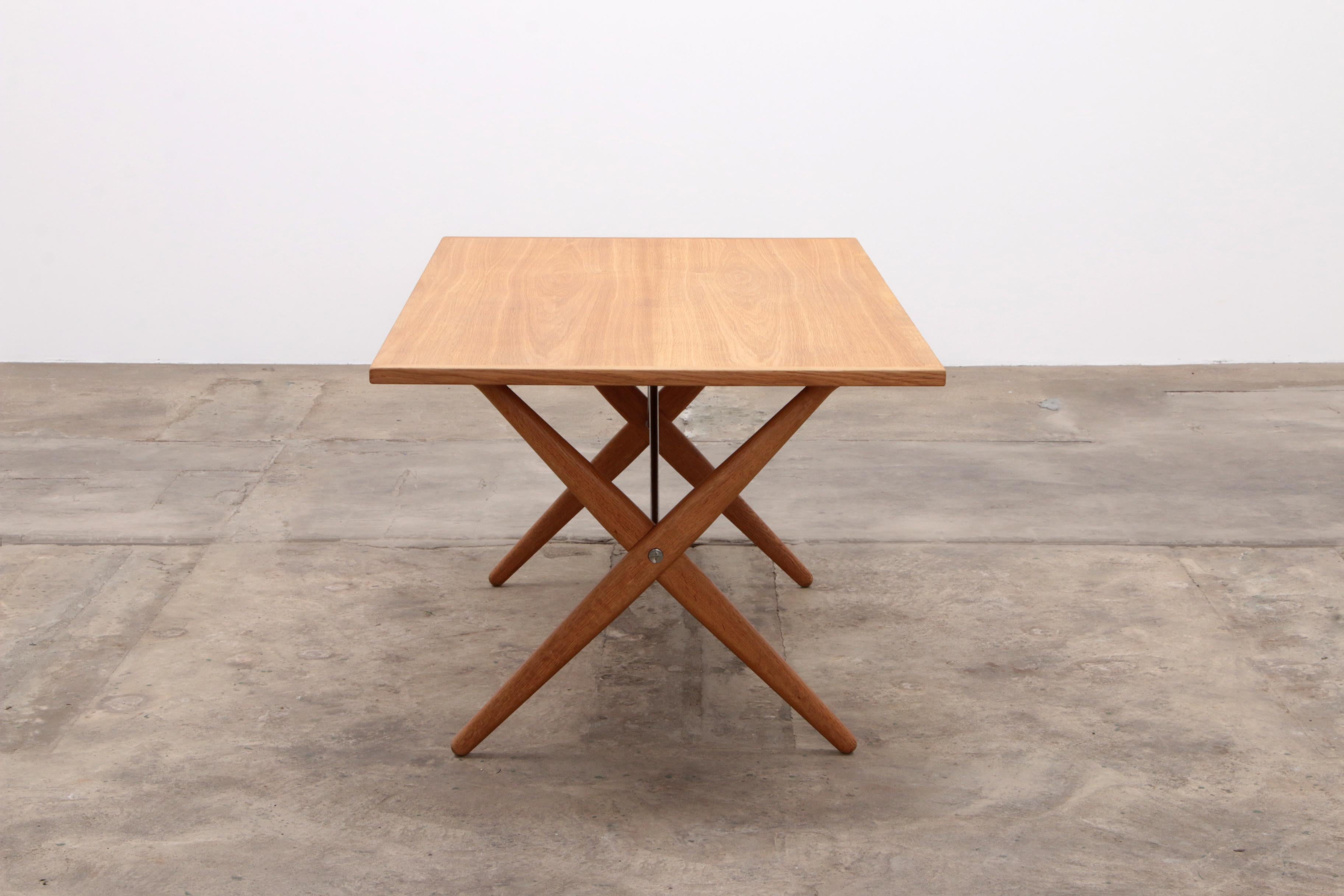 AT-303 Dining table Hans Wegner - Solid Oak - Andreas Tuck In Excellent Condition In Oostrum-Venray, NL