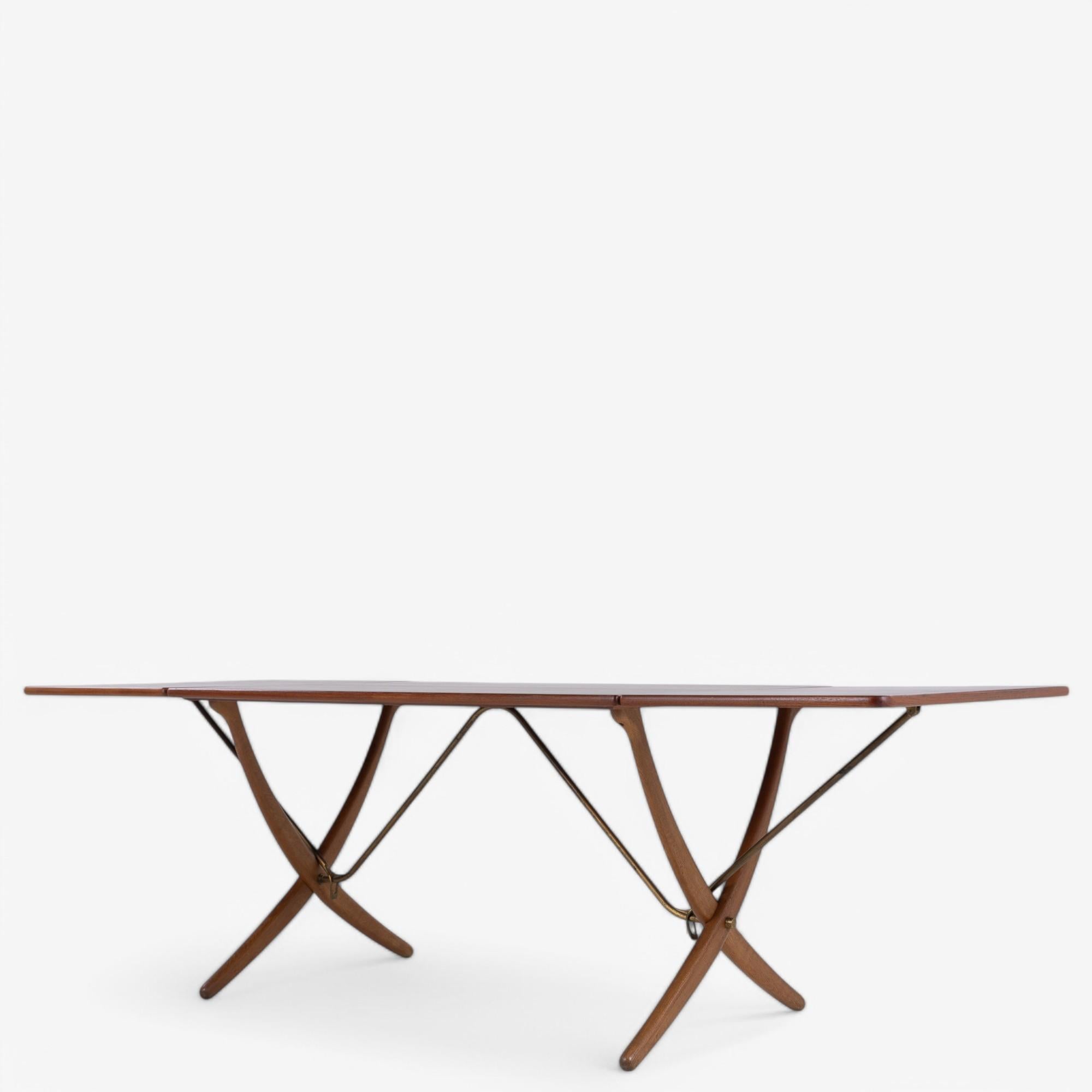 Mid-Century Modern AT 304 - Dining table in teak by Hans J. Wegner For Sale