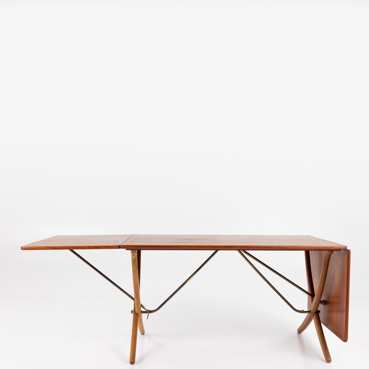 Scandinavian Modern AT 304 - Sabre-legged table by Hans J. Wegner