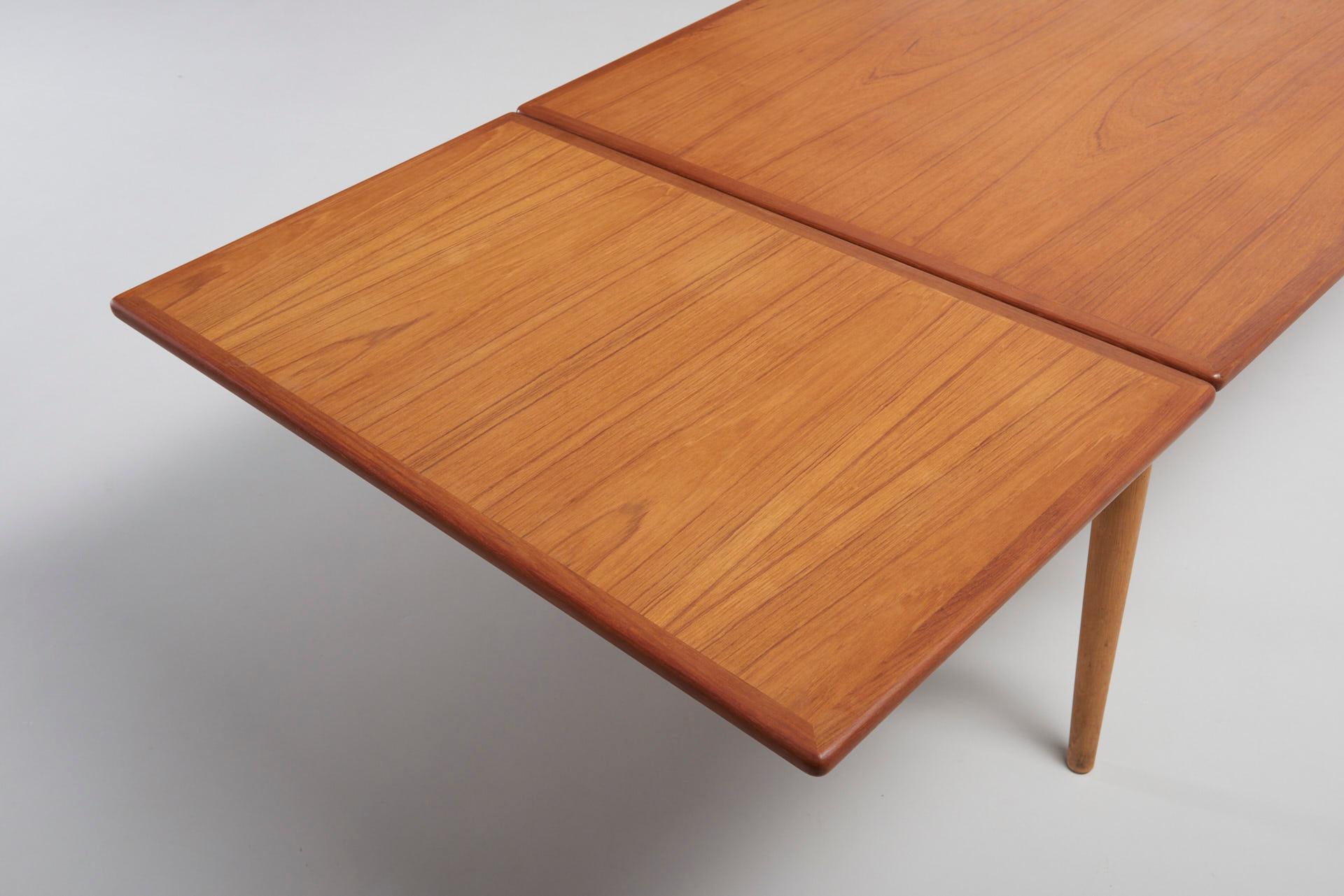 Teak A rare large version of AT-312 dining table for Andreas Tuck by Hans Wegner For Sale