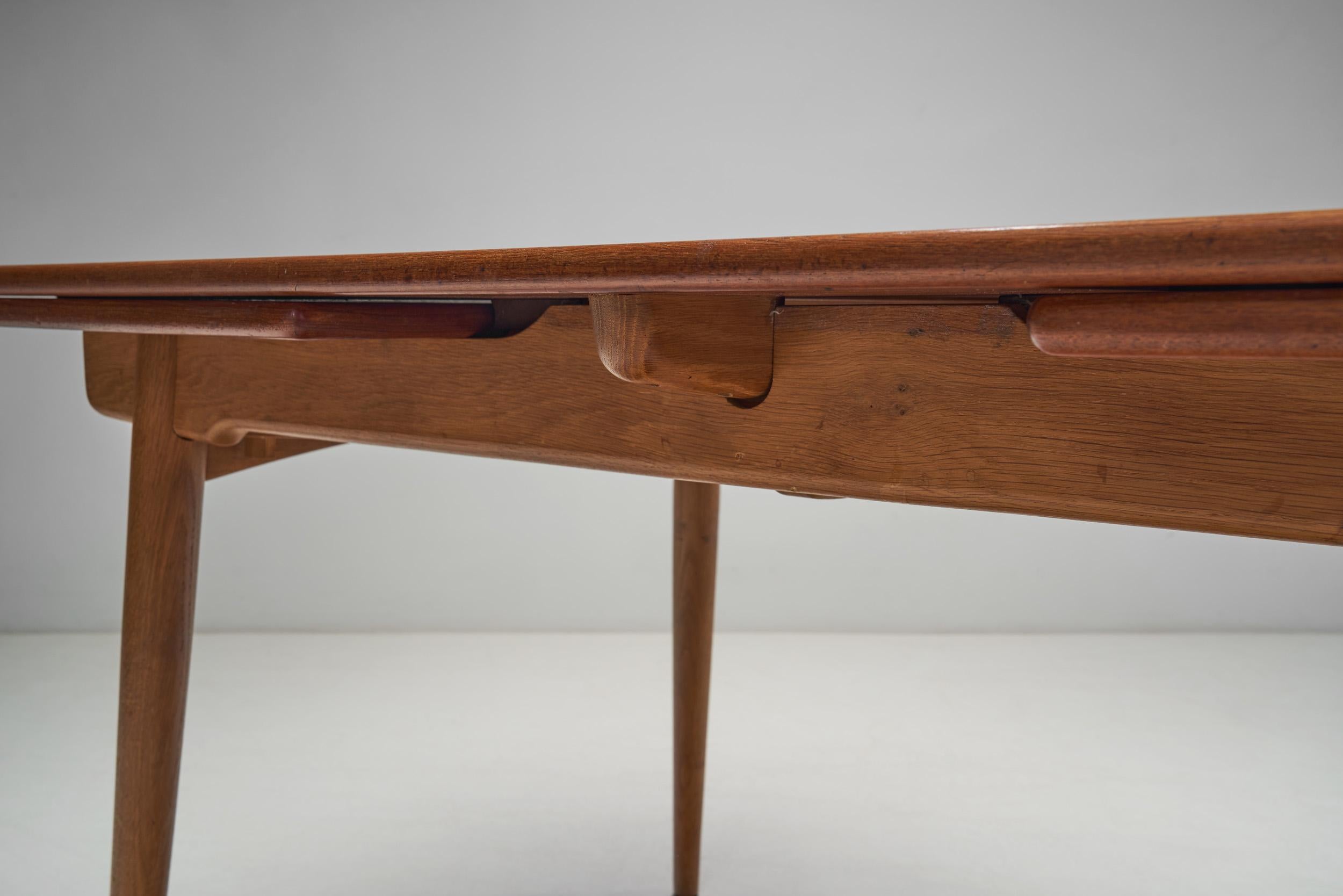 
Tisch „AT-312“ von Hans J. Wegner für Andreas Tuck, Dänemark, 1950er Jahre im Angebot 8