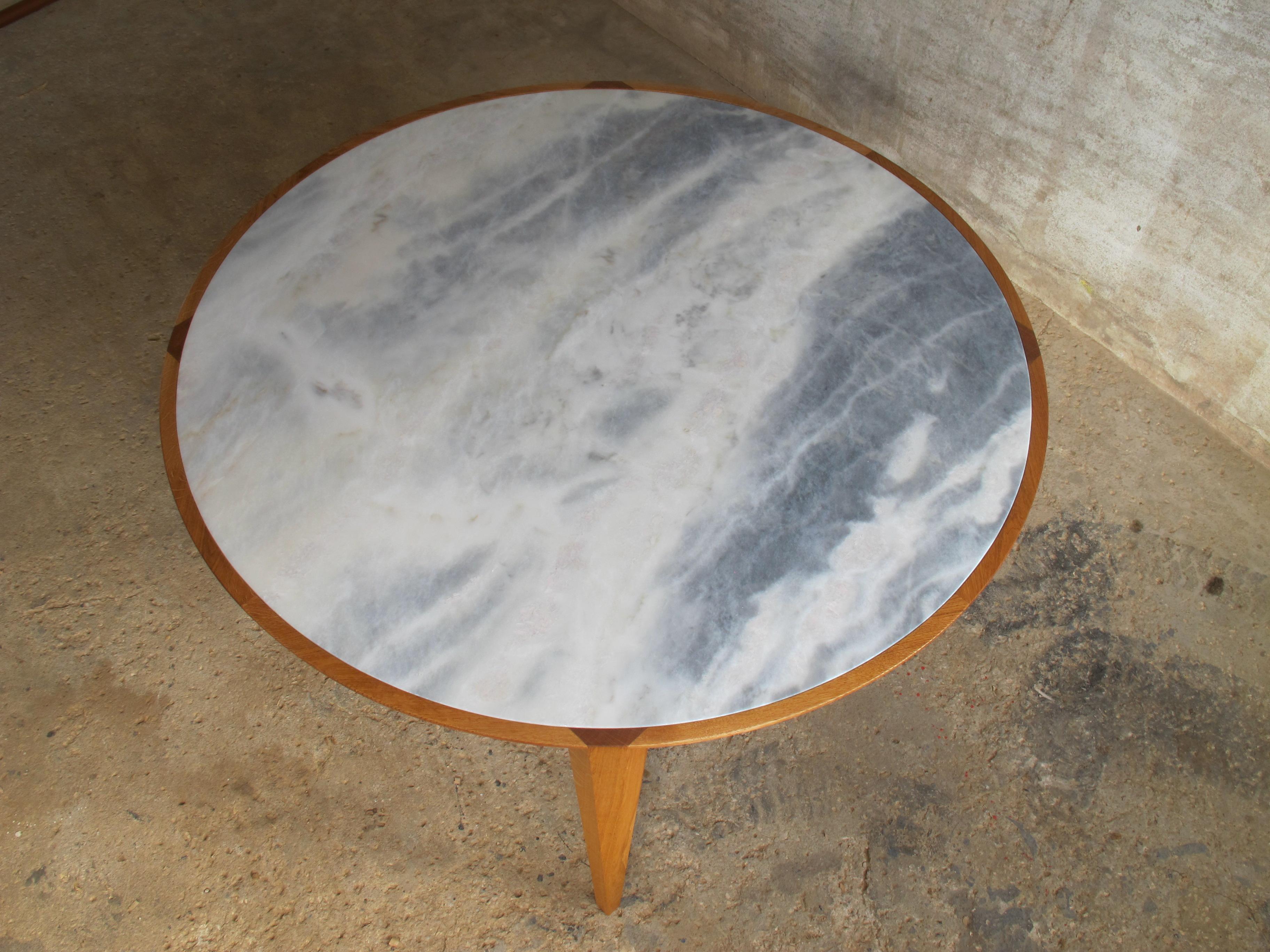 AT Dining Table, Round, Solid Oak with Estremoz Marble Top by Tomaz Viana For Sale 3