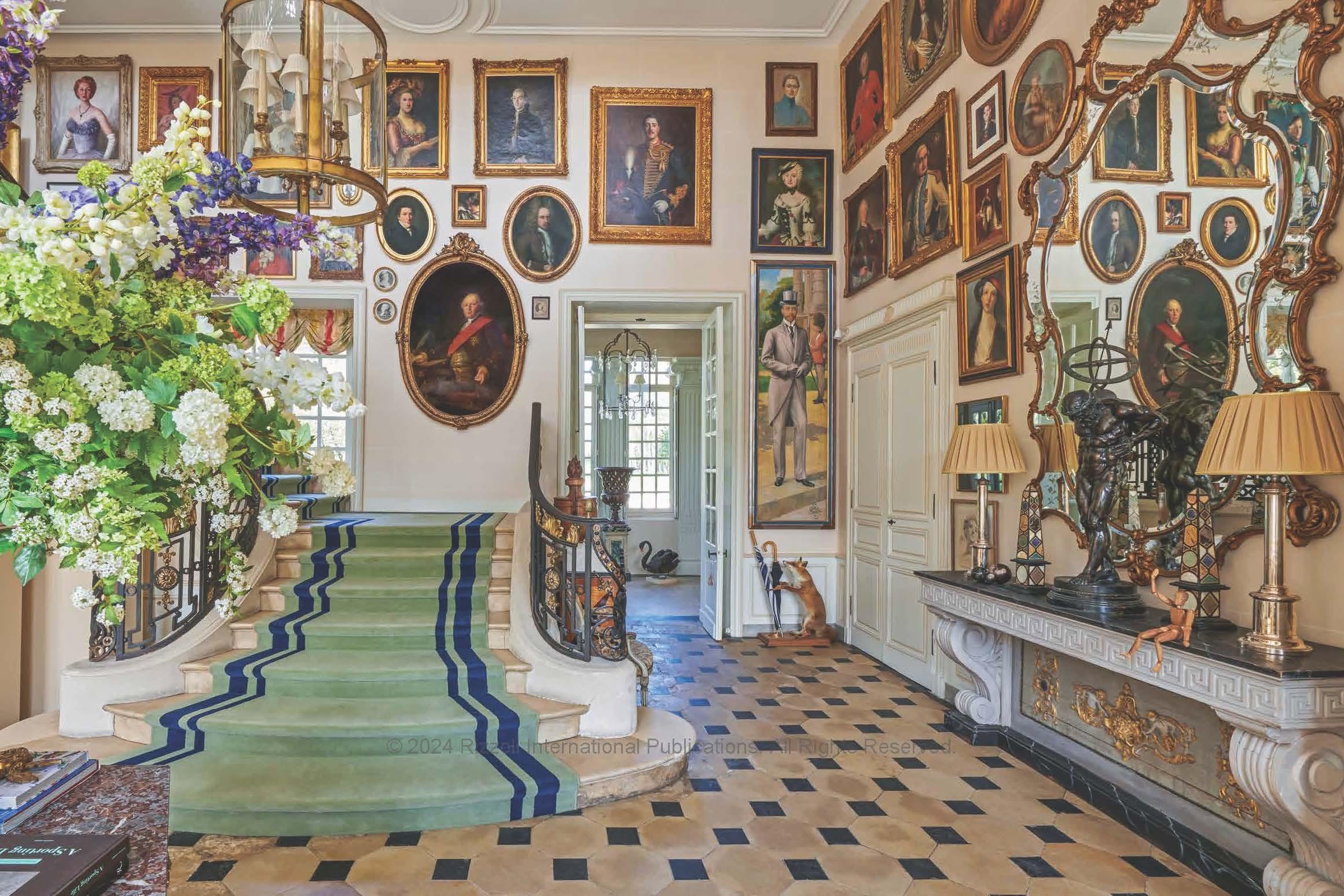 En casa en Francia: Inspiración y estilo en la ciudad y el campo Papel en venta