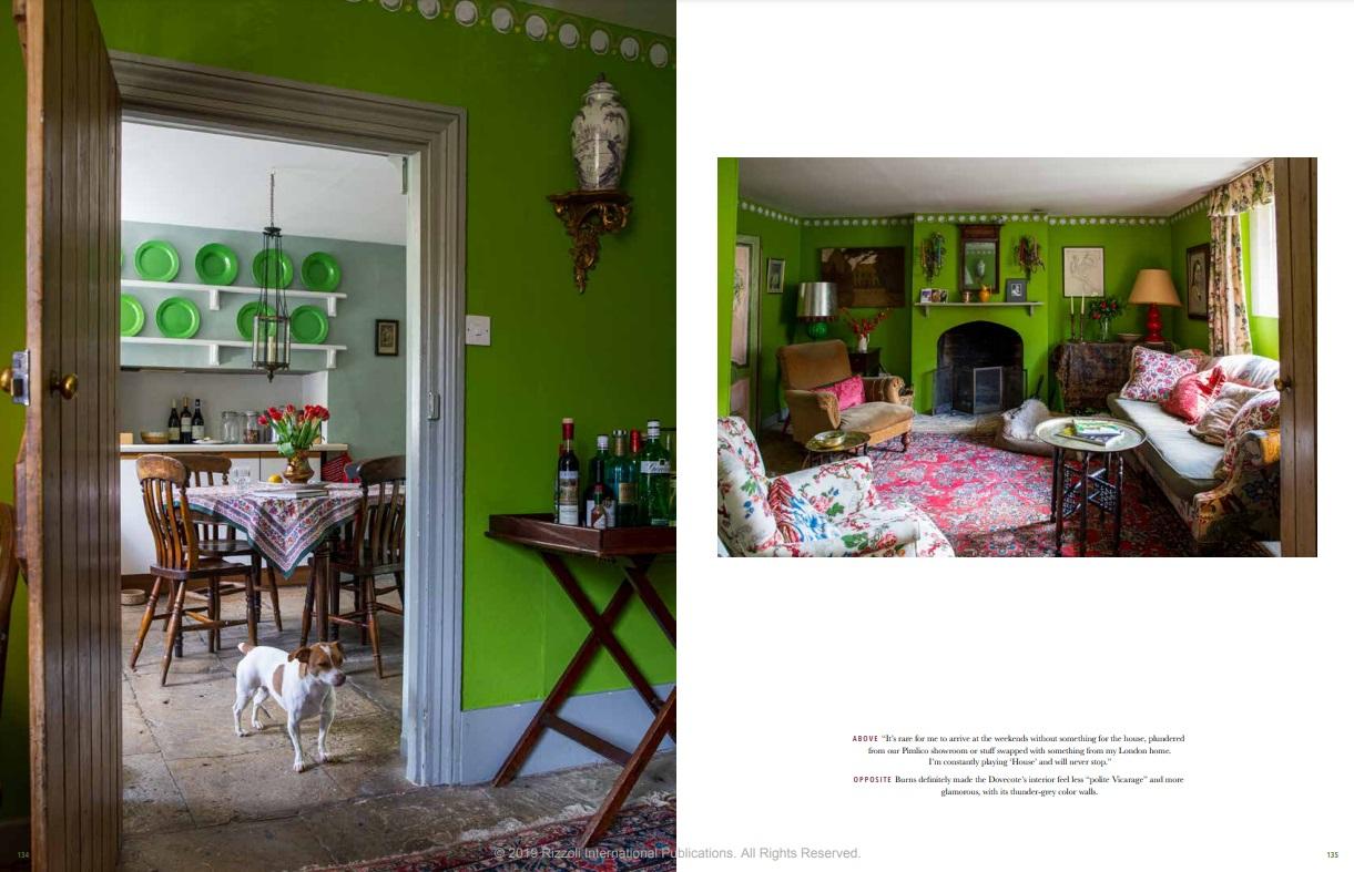 Contemporary At Home in the English Countryside Designers and Their Dogs