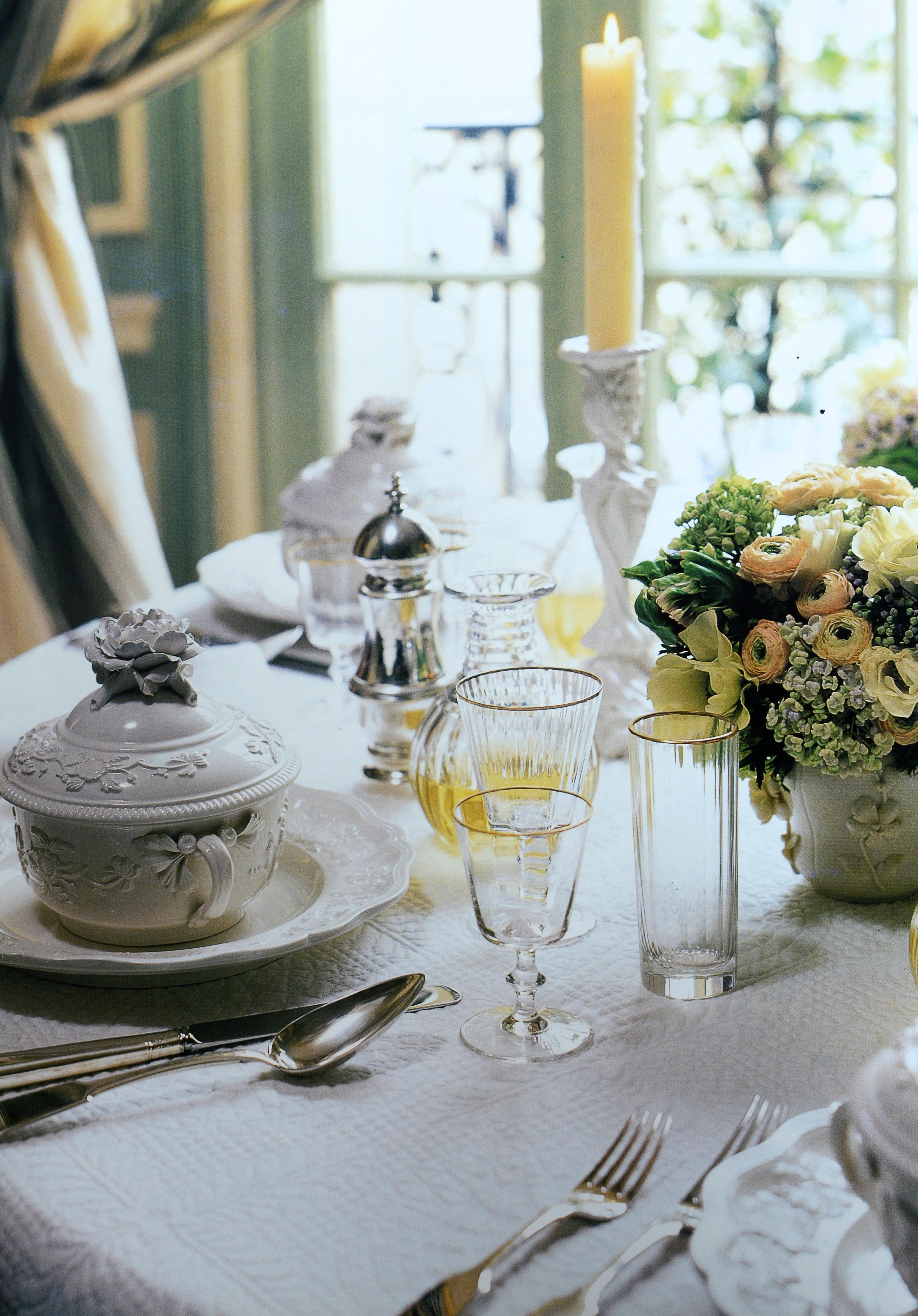At Home With Carolyne Roehm by Carolyne Roehm, Stated 1st Ed For Sale 1