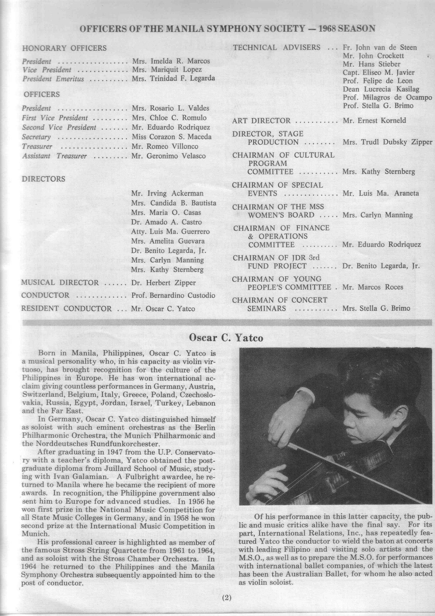 Opéra 15 - Gris Color Photograph par At Maculangan