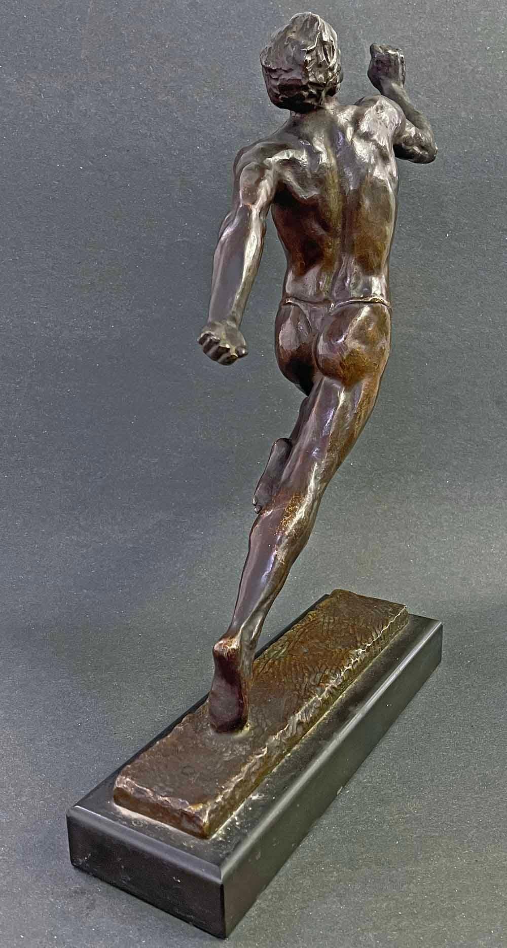Art déco « At the Finish Line, « Rare Art Deco Bronze Runner with Nude Male, Le Faguays en vente