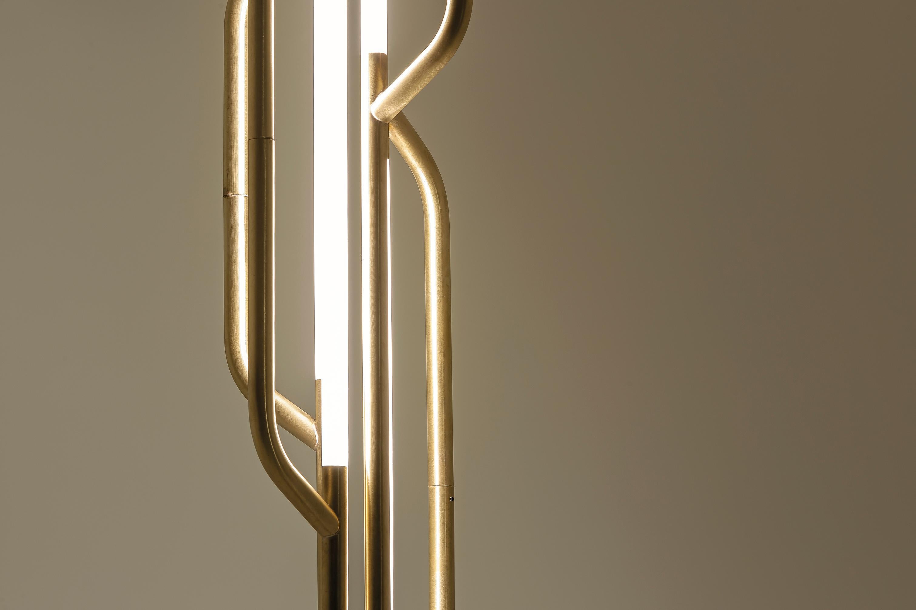 Postmoderno AT624 Suspension Lamp in Satin Brass with 4 White Acrylic Diffusers by Daluce in vendita