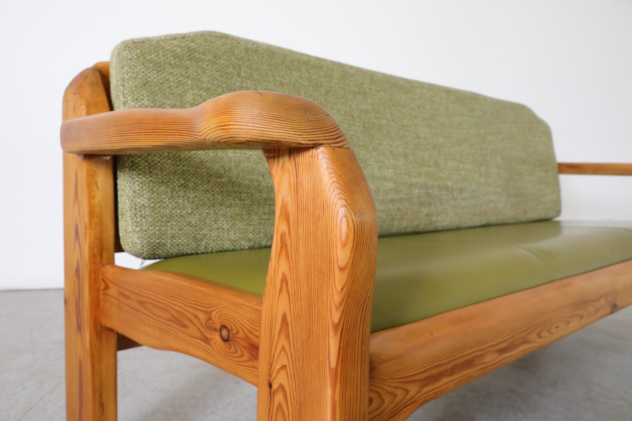 Ate van Apeldoorn Inspired Pine Bench with Green Cushions & Hand Carved Details For Sale 12