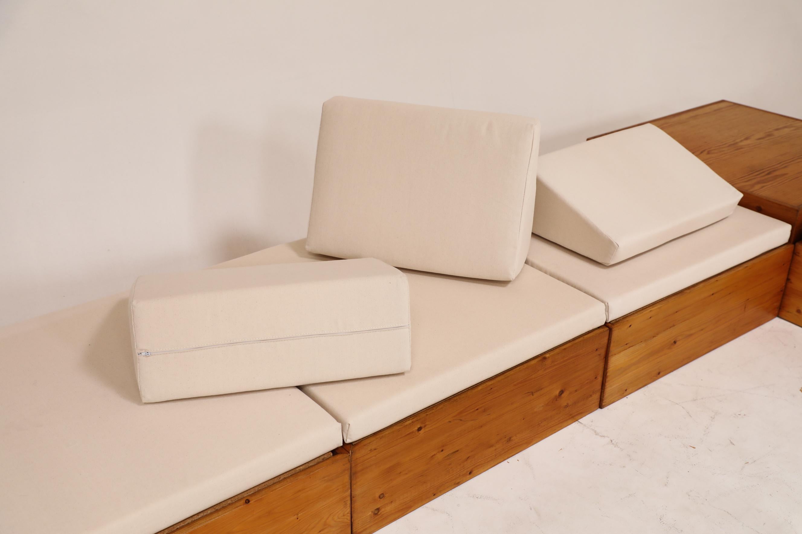 Ensemble de canapés sectionnels en pin d'inspiration Ate Van Apeldoorn avec nouveaux sièges en toile 3