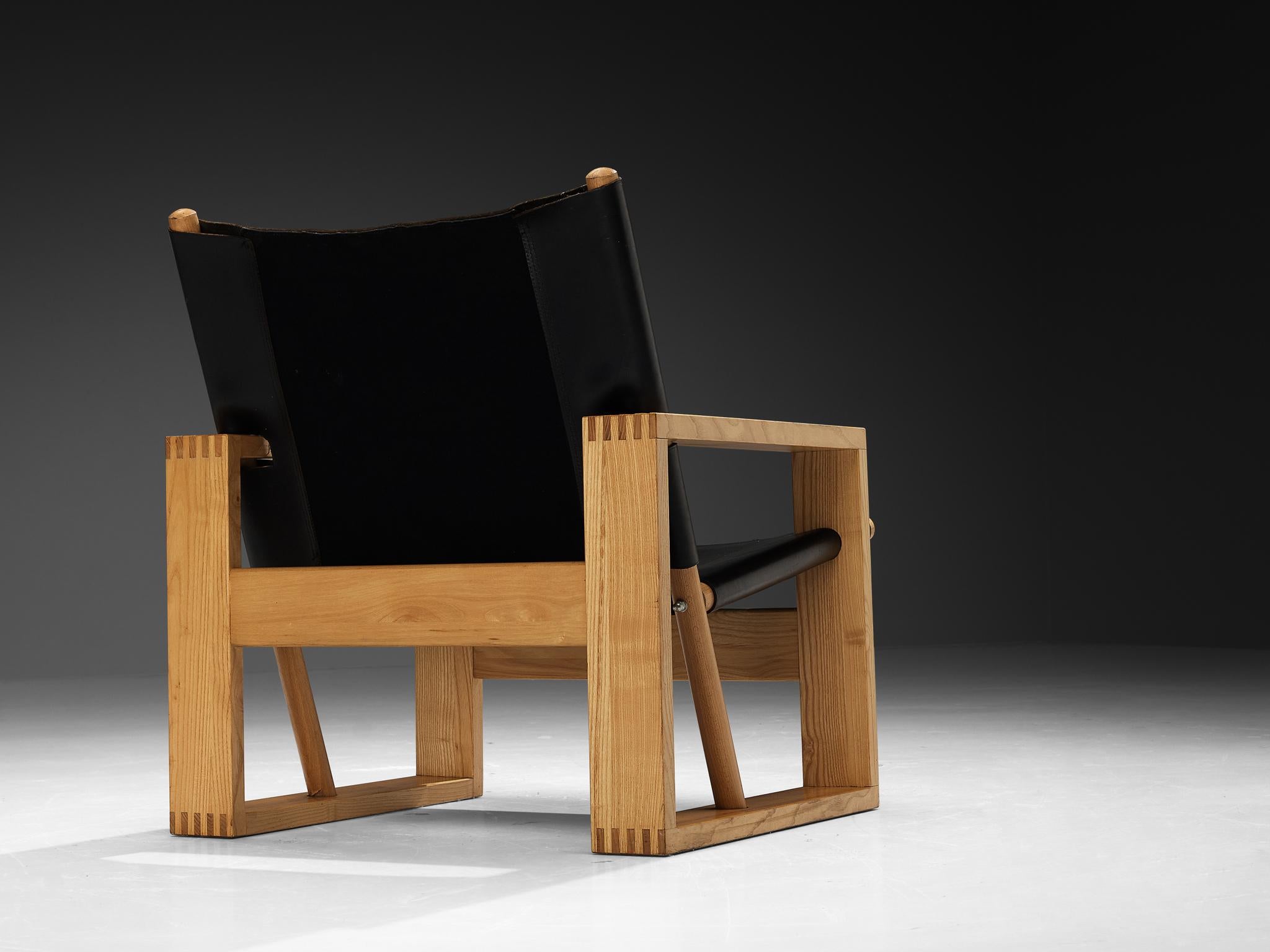 Dutch Ate van Apeldoorn Lounge Chairs in Ash and Black Leather For Sale