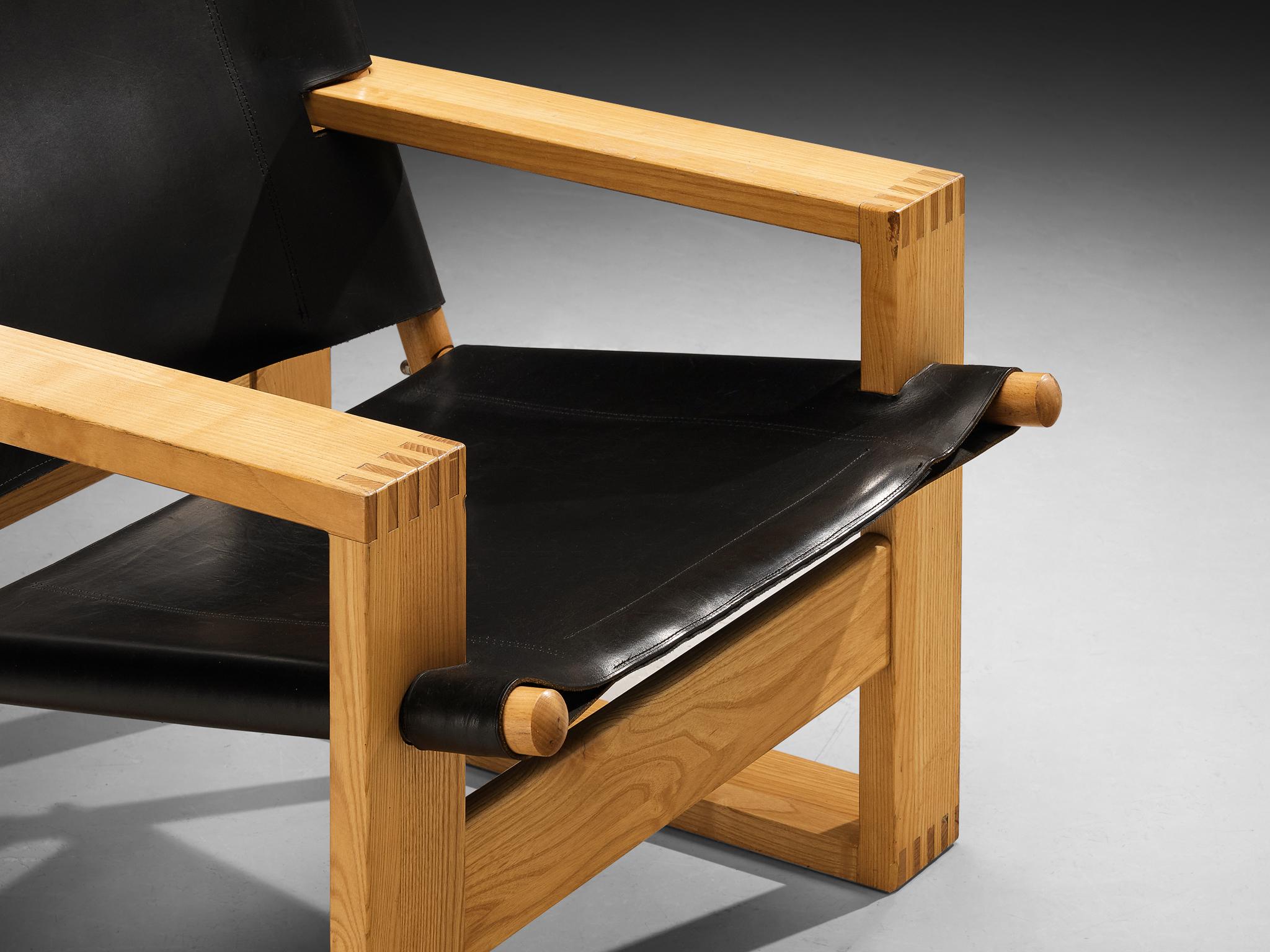 Ate van Apeldoorn Lounge Chairs in Ash and Black Leather In Good Condition For Sale In Waalwijk, NL