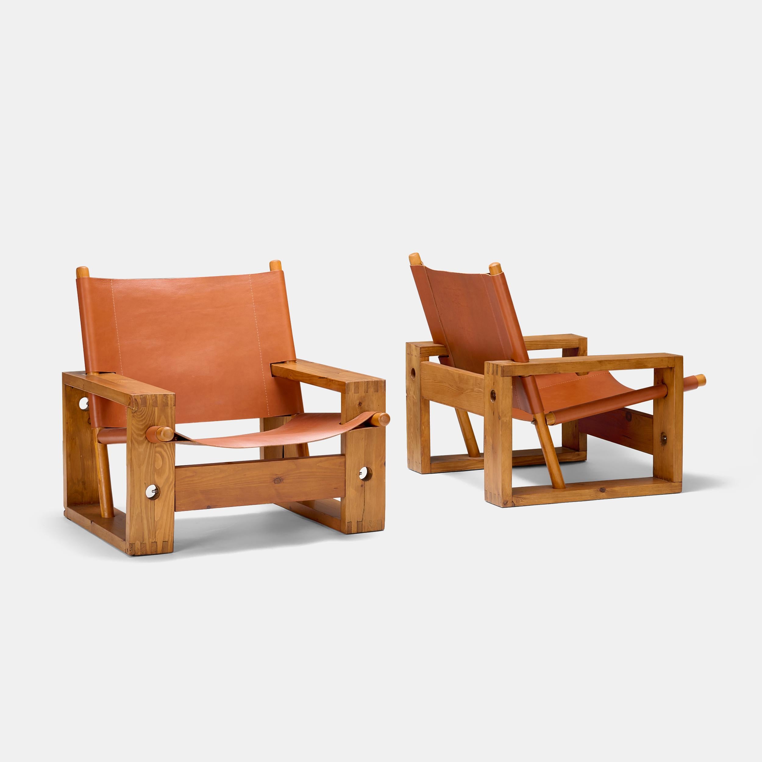 Cette chaise longue exemplaire, conçue par Ate van Apeldoorn au début des années 1960 pour Houtwerk Hattem, illustre l'artisanat néerlandais du milieu du siècle. Fabriquée en bois de frêne de haute qualité, la chaise présente un assemblage