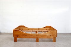 Ate Van Apeldoorn Pine Bed