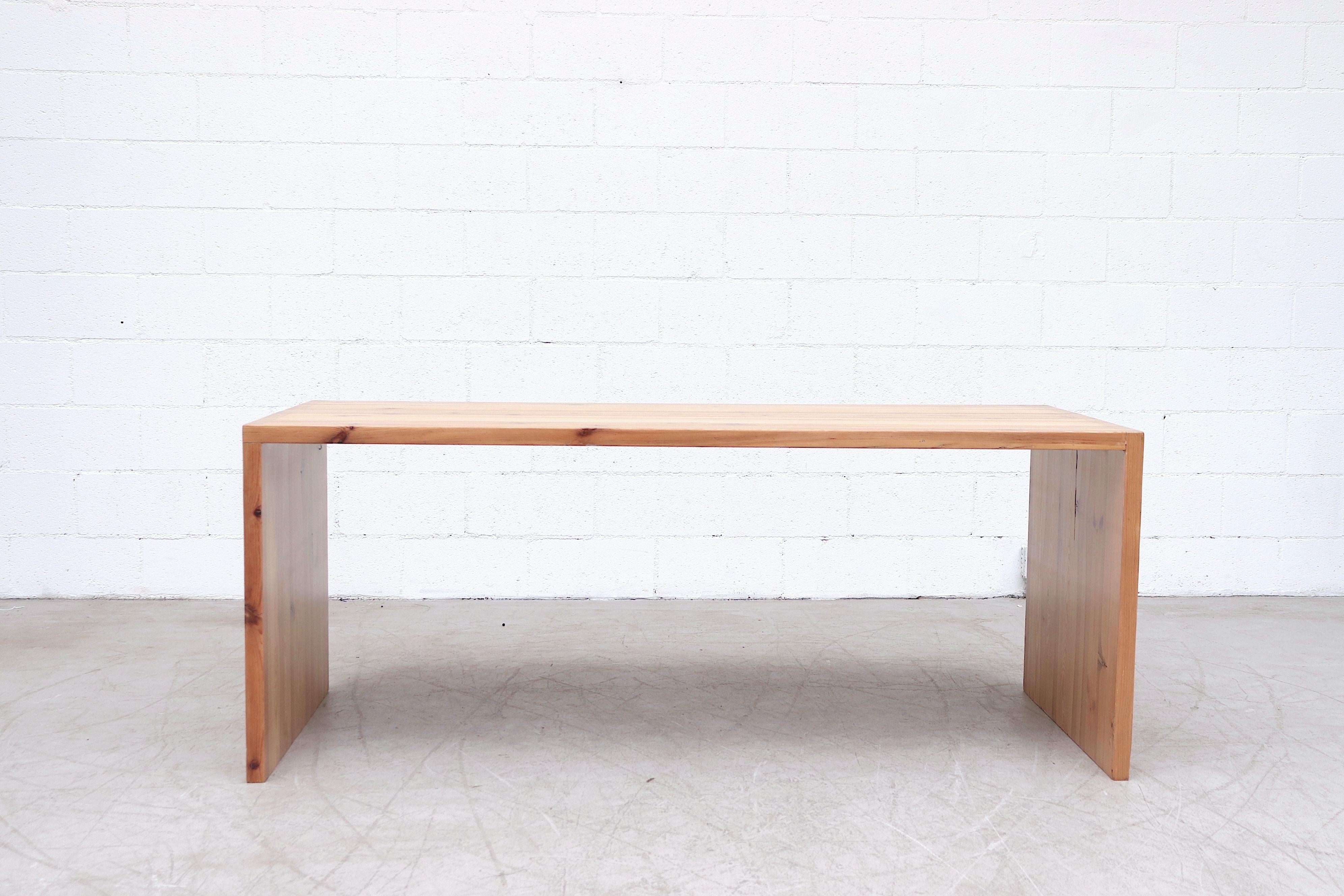 Minimalistic Ate Van Apeldoorn pine dining table or desk with box joints. Beautiful wood grain, lightly refinished in otherwise original condition with minimal wear.