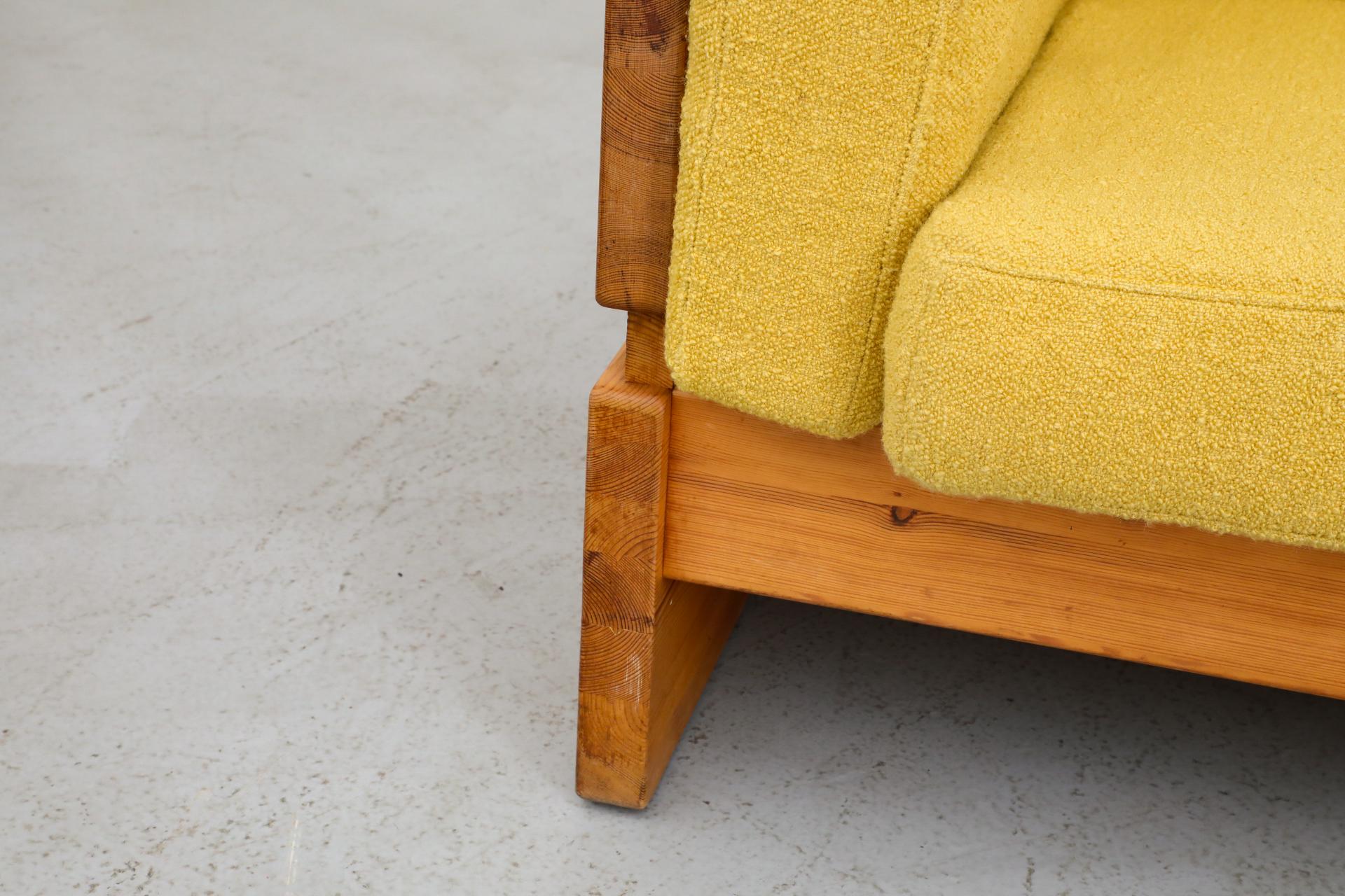 Ate van Apeldoorn Style Pine Framed Loveseat with Yellow Upholstered Cushions 9