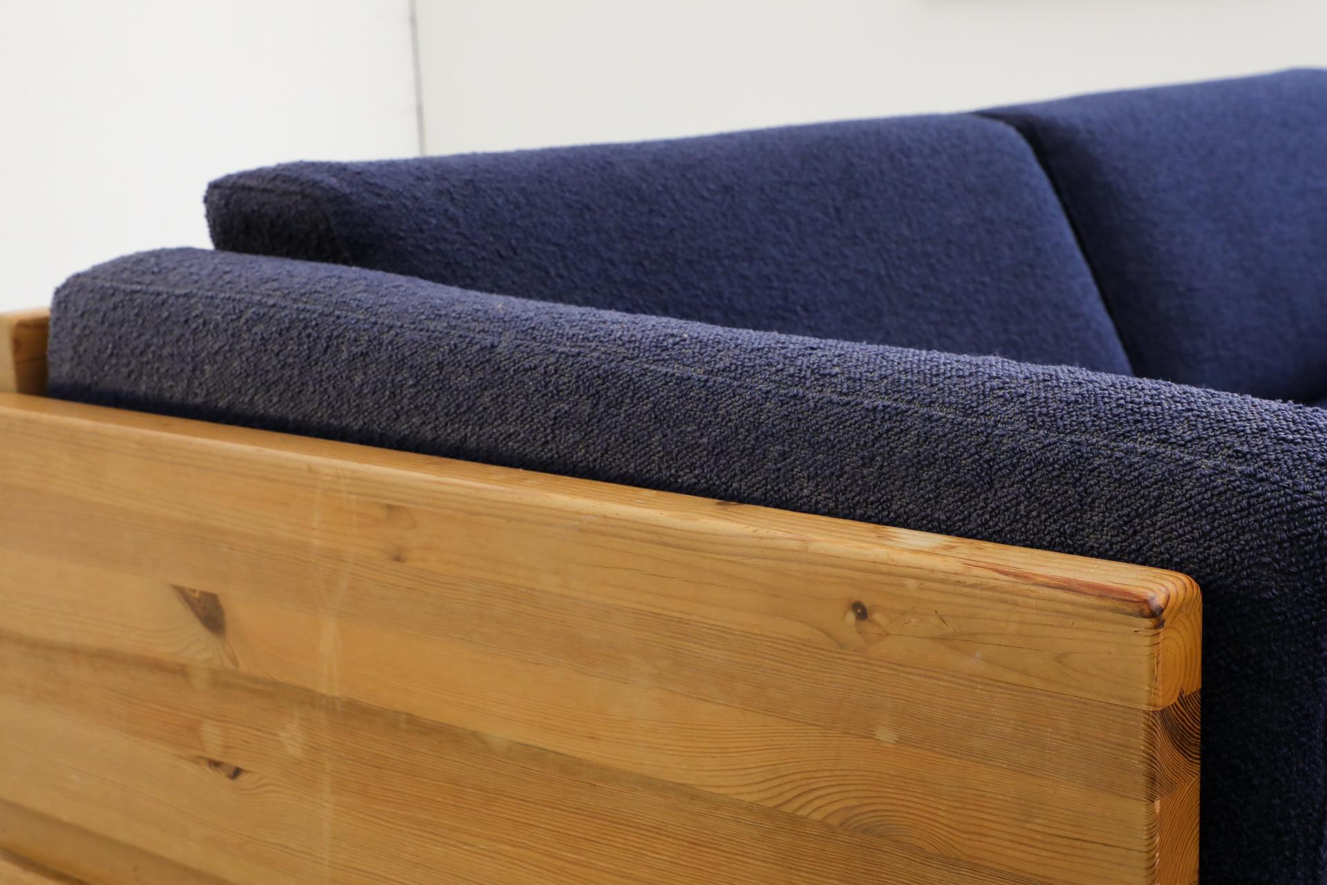 Ate van Apeldoorn Style Pine Framed Sofa With Blue Upholstered Cushions 8