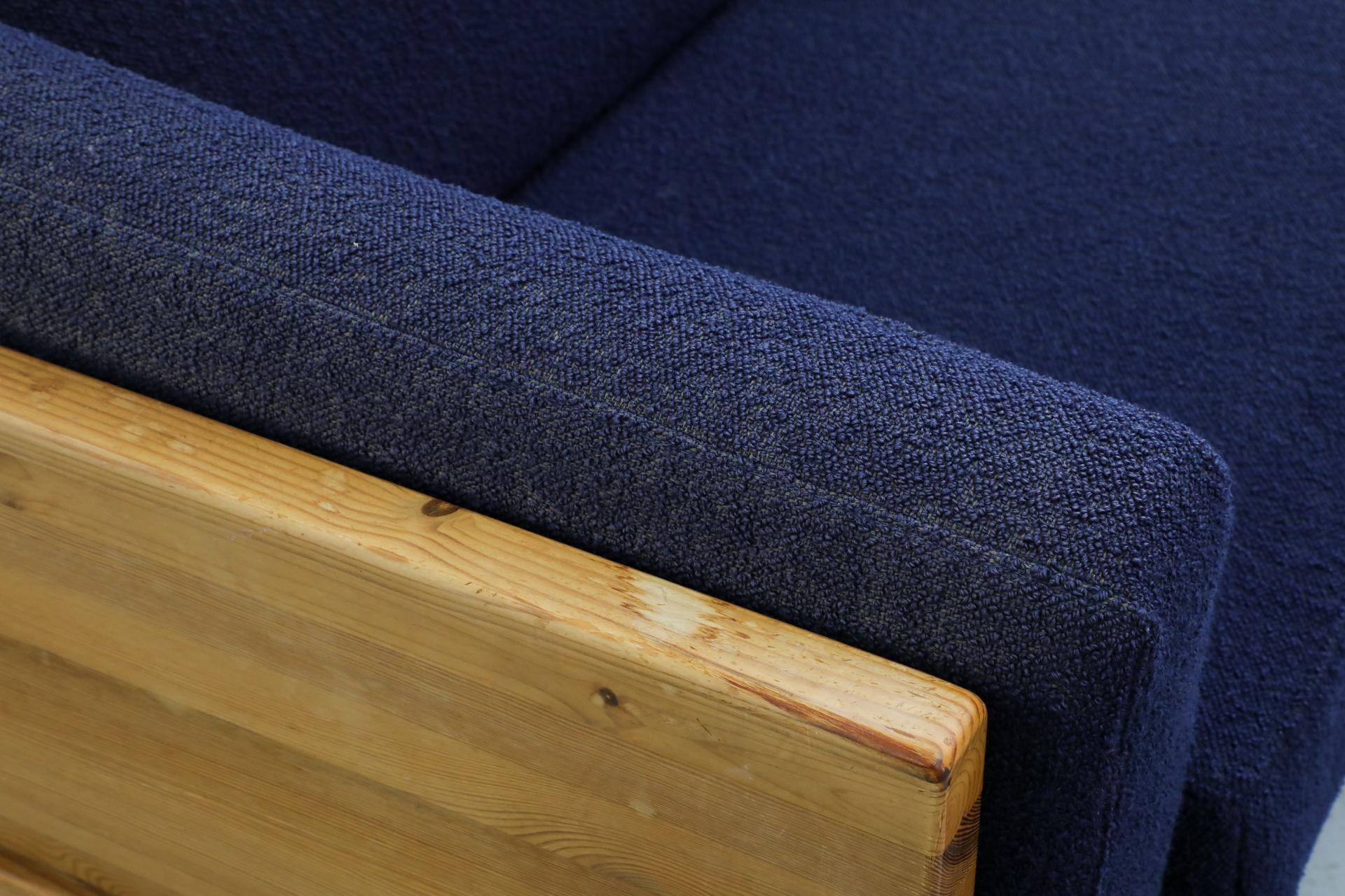 Ate van Apeldoorn Style Pine Framed Sofa With Blue Upholstered Cushions 10