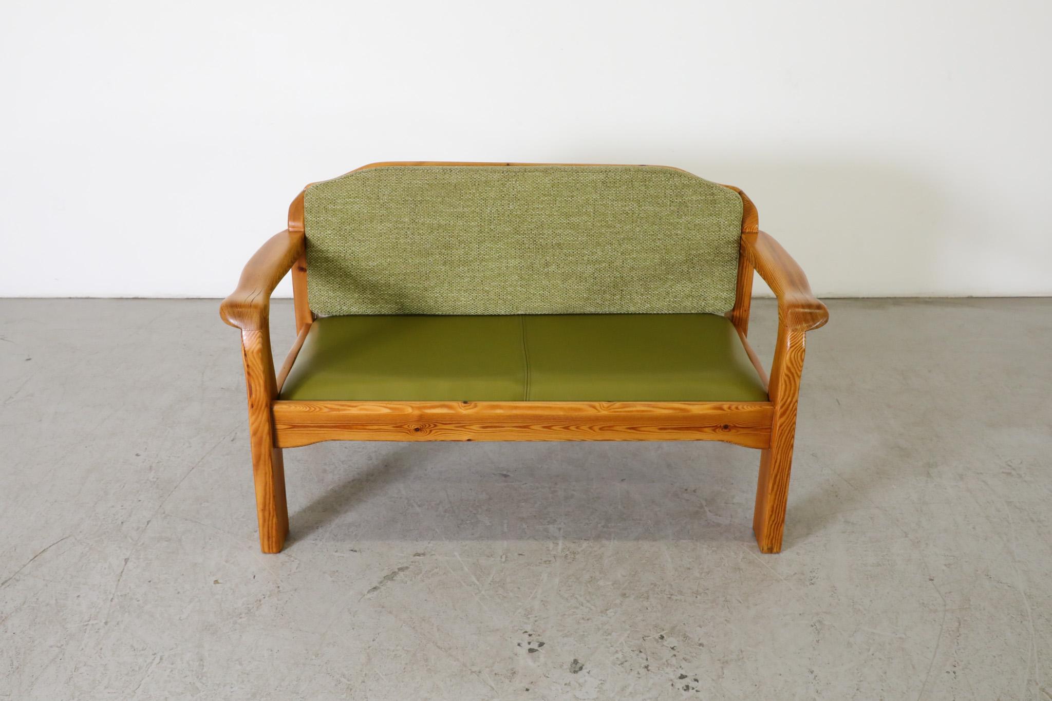 Ate van Apeldoorn Style Pine Two Seat Bench with Green Cushions For Sale 1