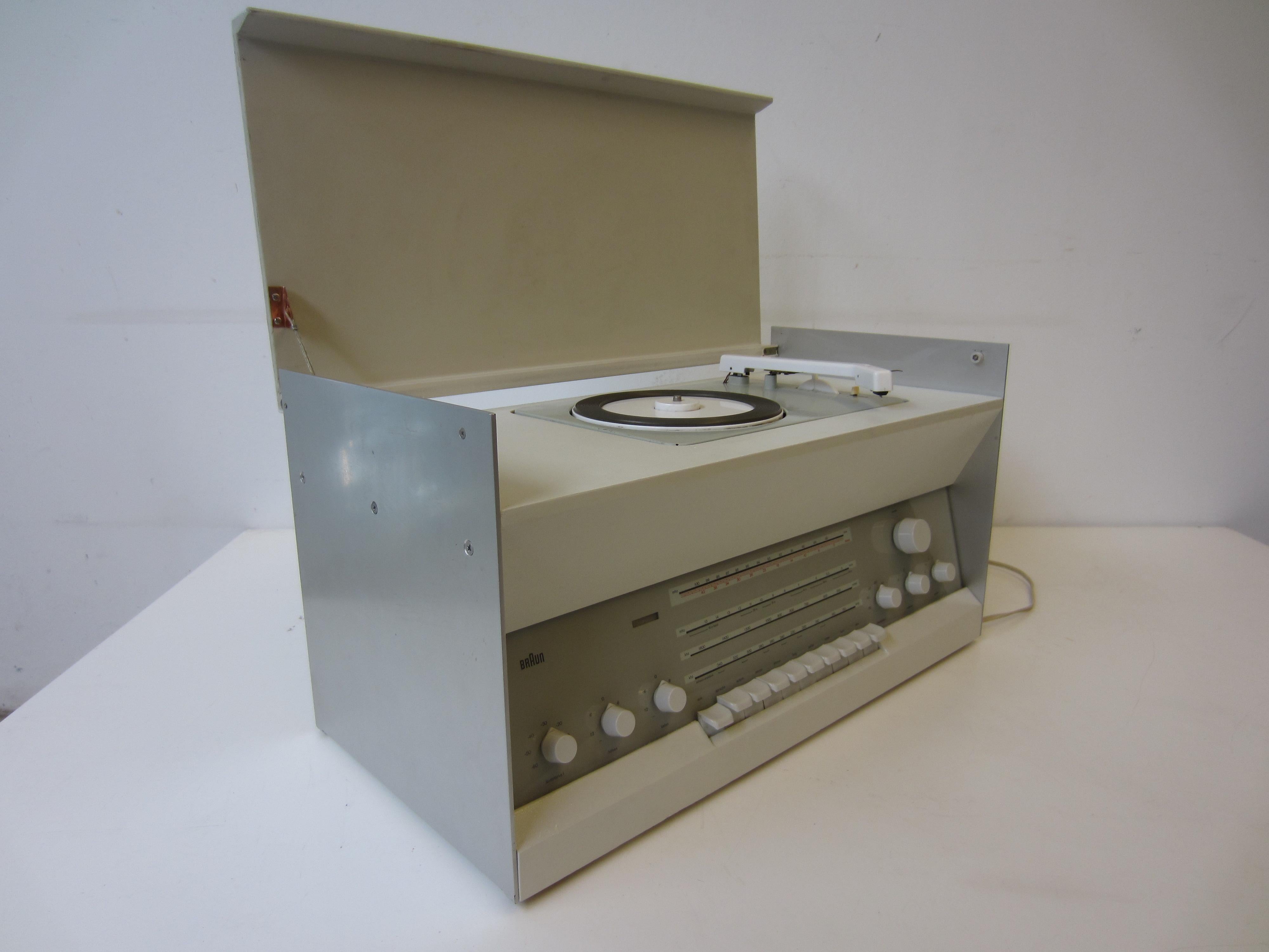 Mid-Century Modern Atelier 3 Turntable and Radio by Dieter Rams for Braun, 1969