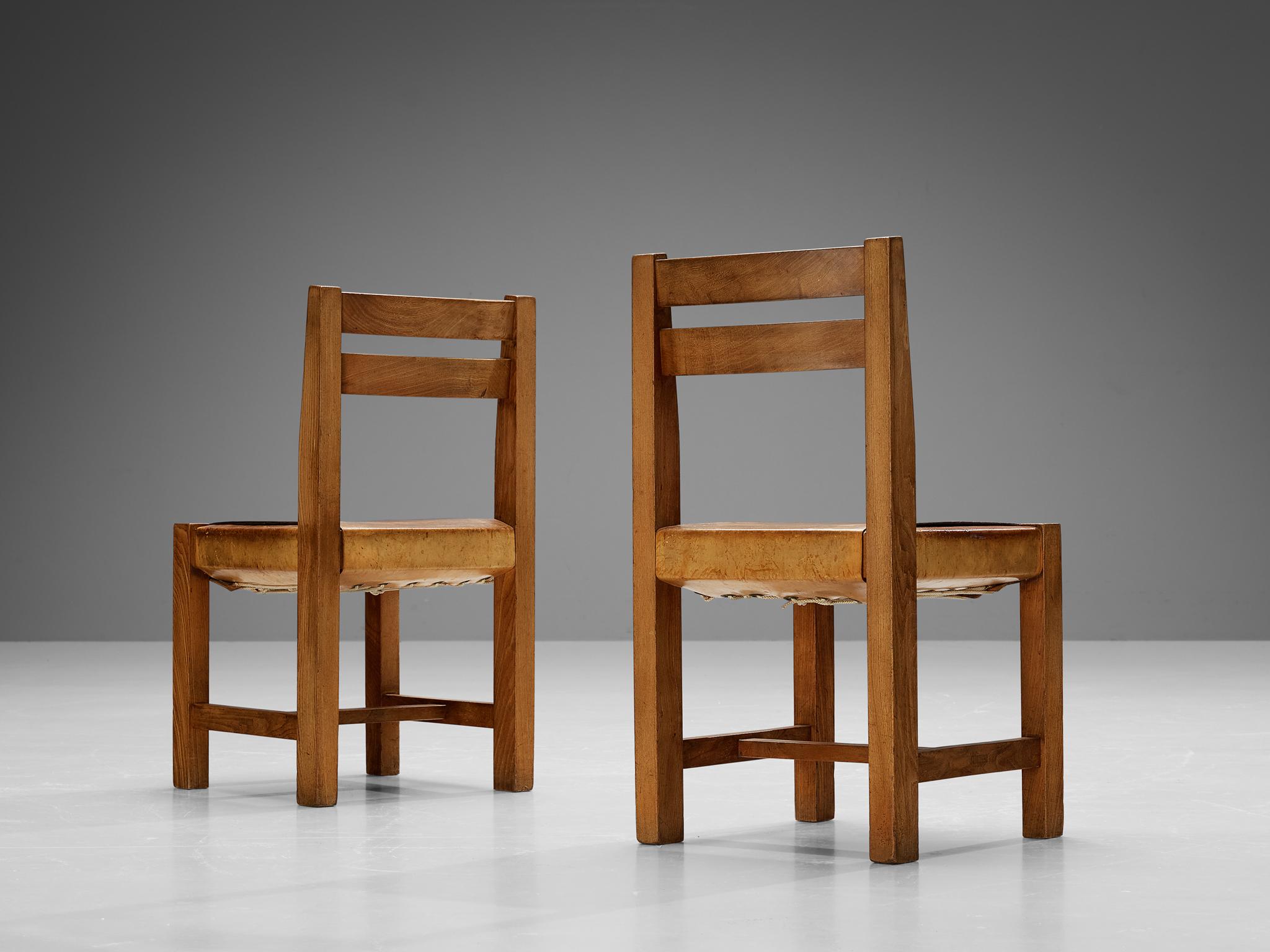 Brass Atelier C. Demoyen Set of Four Dining Chairs in Elm and Cognac Leather  For Sale