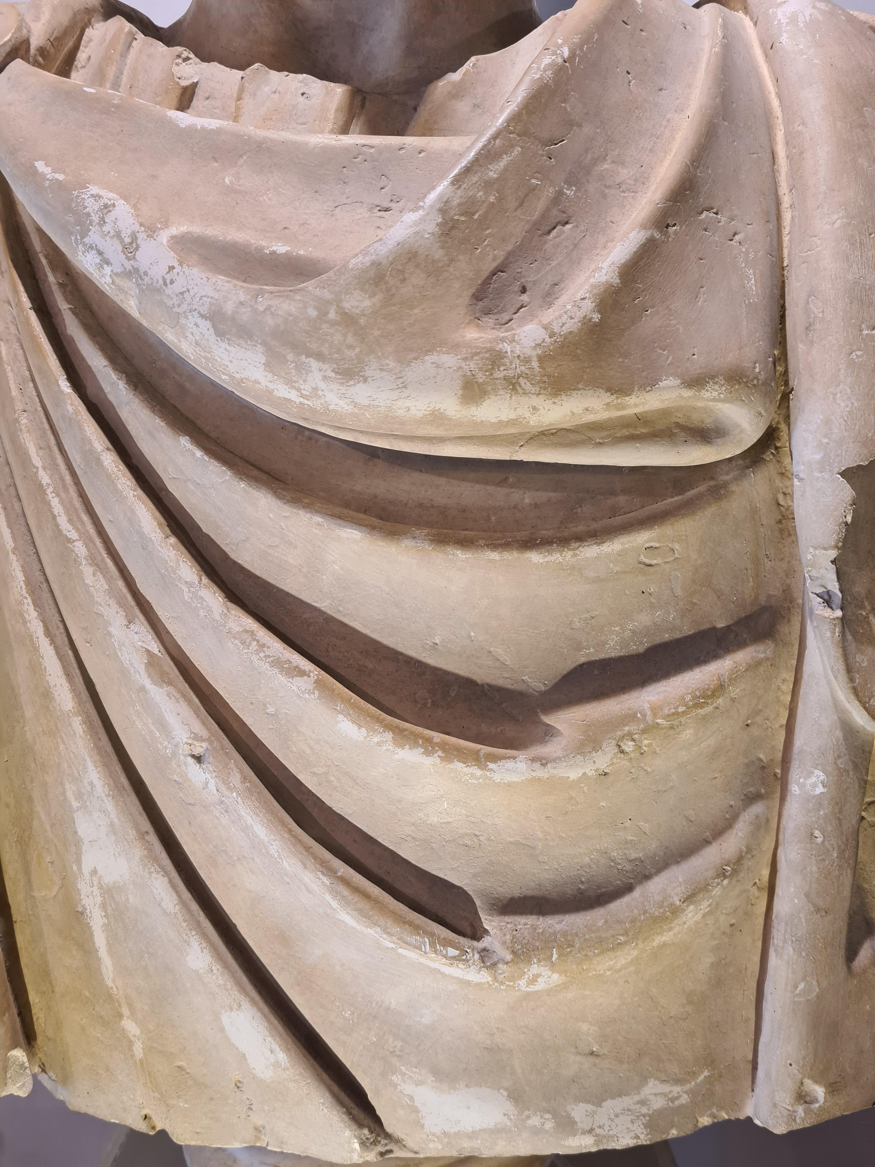 Colossal draped bust, Atelier du Louvre, plaster cast of the Emperor Constantine 2