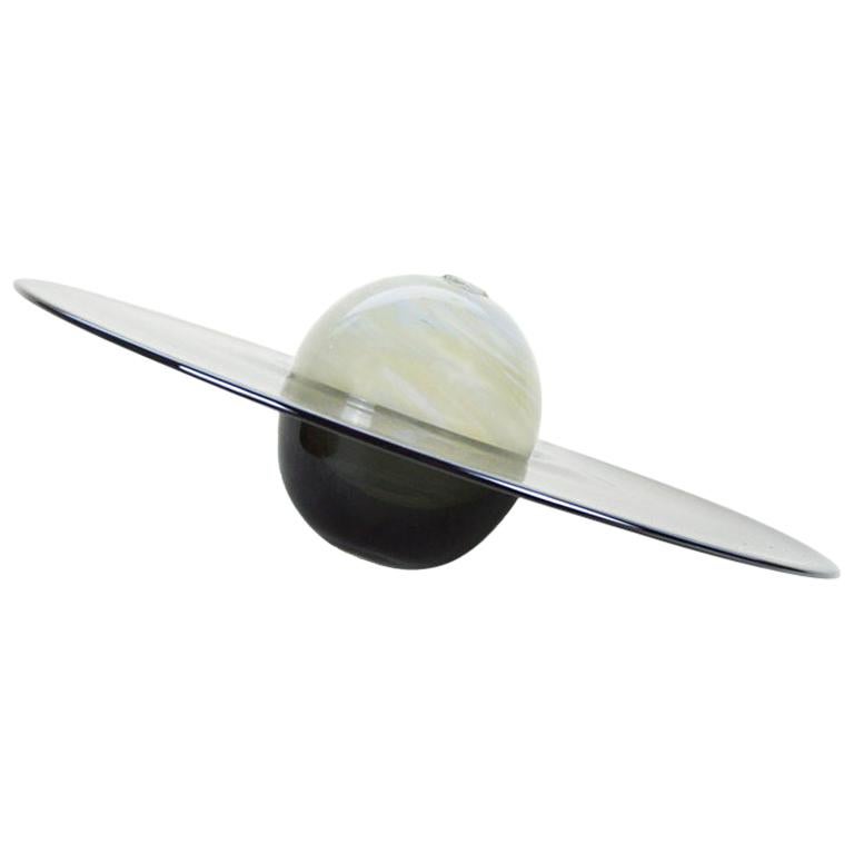 Atelier George Vase en verre soufflé Saturne à une seule fleur