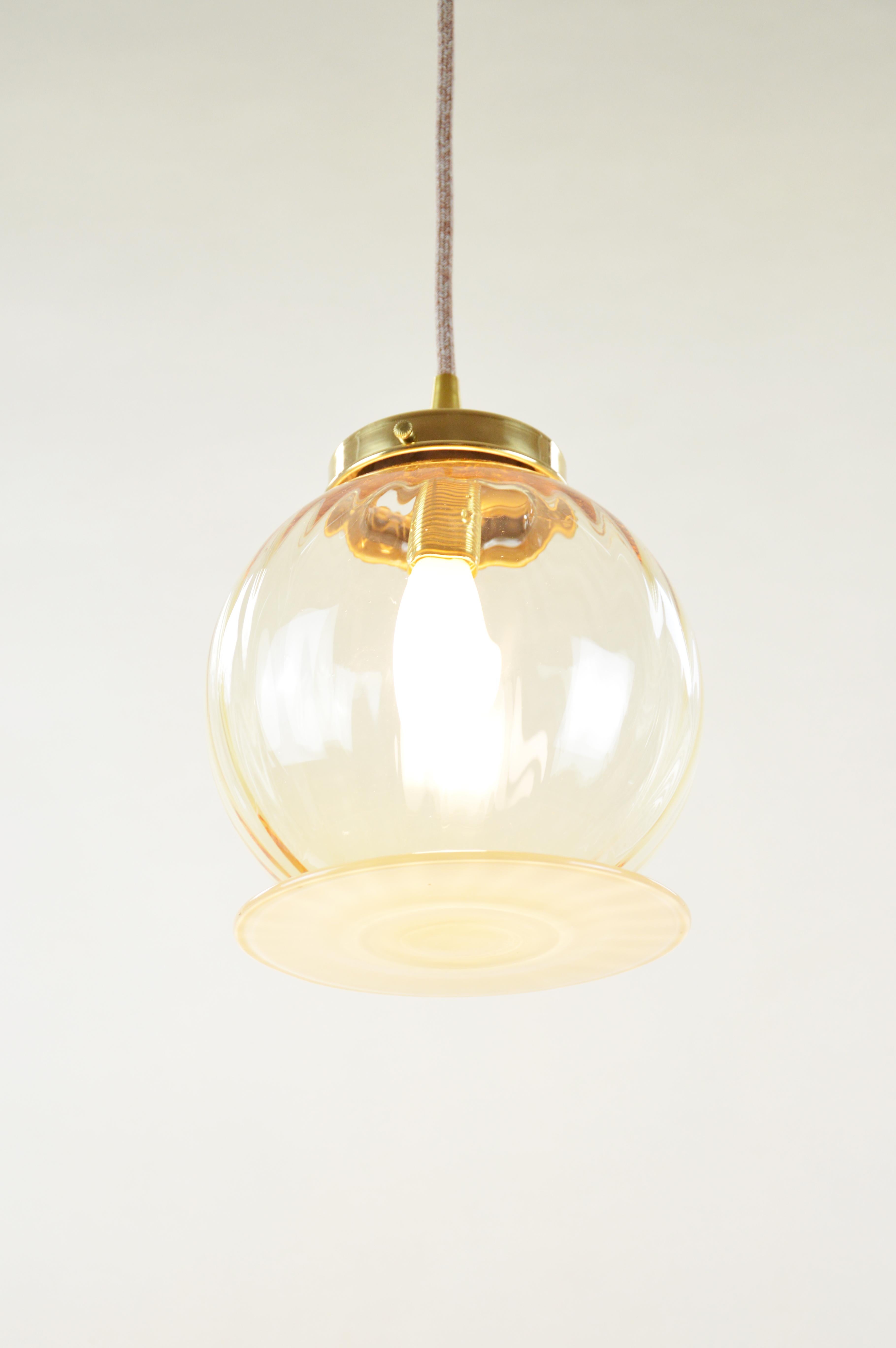 Atelier George, Supernova Pendant Light In Excellent Condition For Sale In Paris, FR